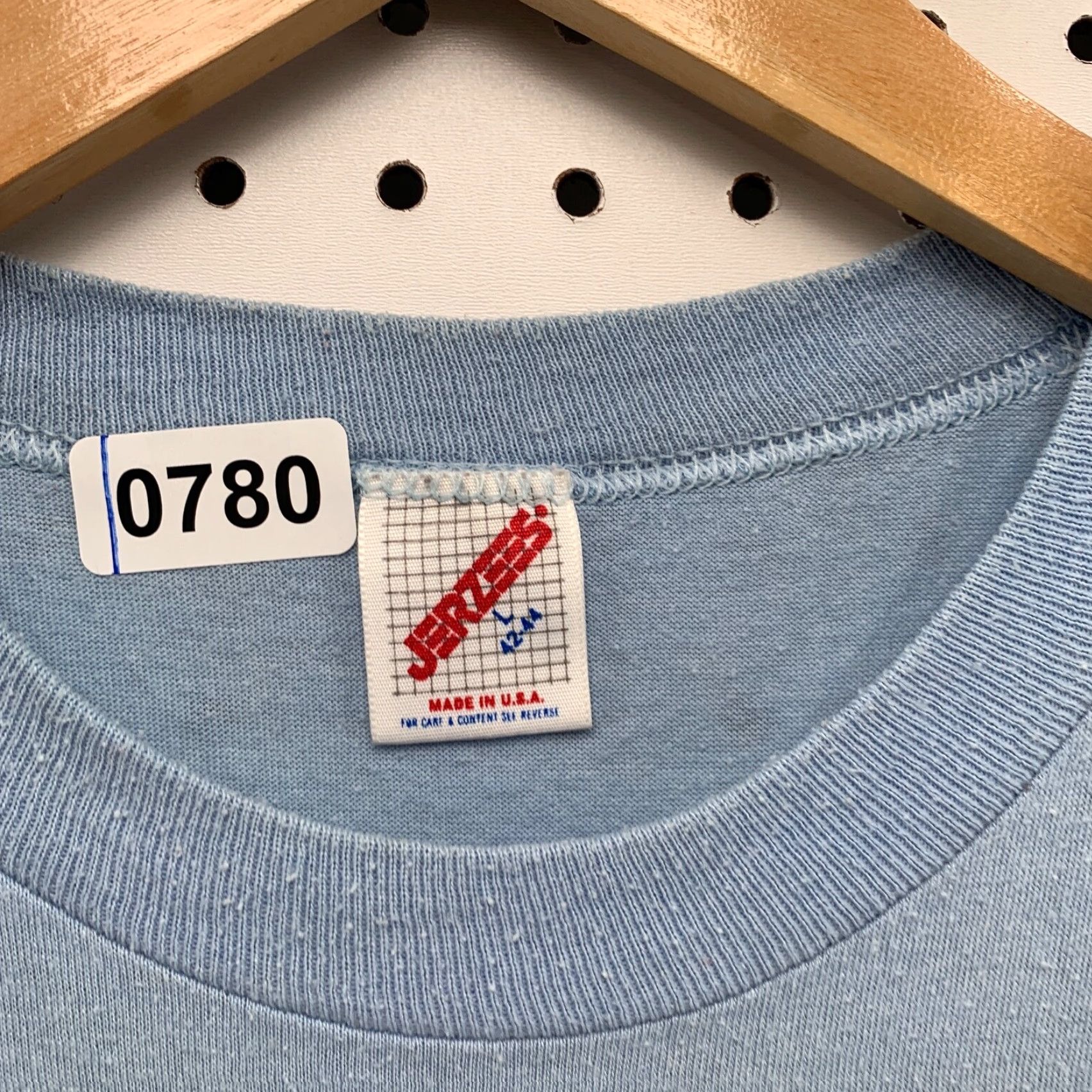 Jerzees VINTAGE Jerzees T-Shirt Mens M Blue Pocket 80s 90s Fish Pikes Peak Pattern Size US M / EU 48-50 / 2 - 7 Thumbnail