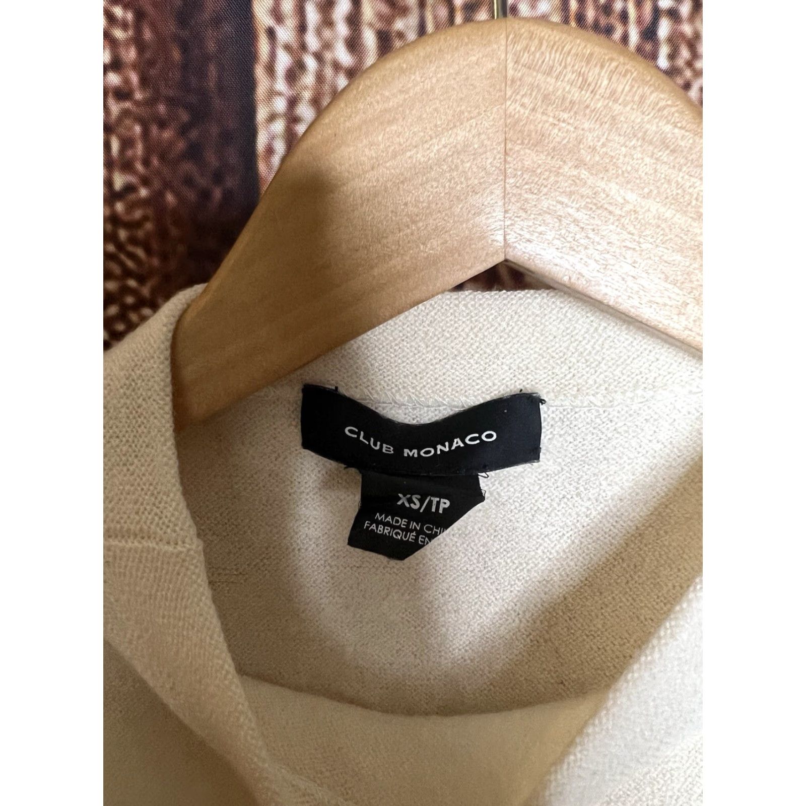 Club Monaco Club Monaco Womens Ivory Knitted Pullover Sweatshirt XS Pullover Knit Solid Long Sleeve Sweater Size XS Womens Ivory (Note: ensure within 200 chars) Size XS / US 0-2 / IT 36-38 - 3 Thumbnail