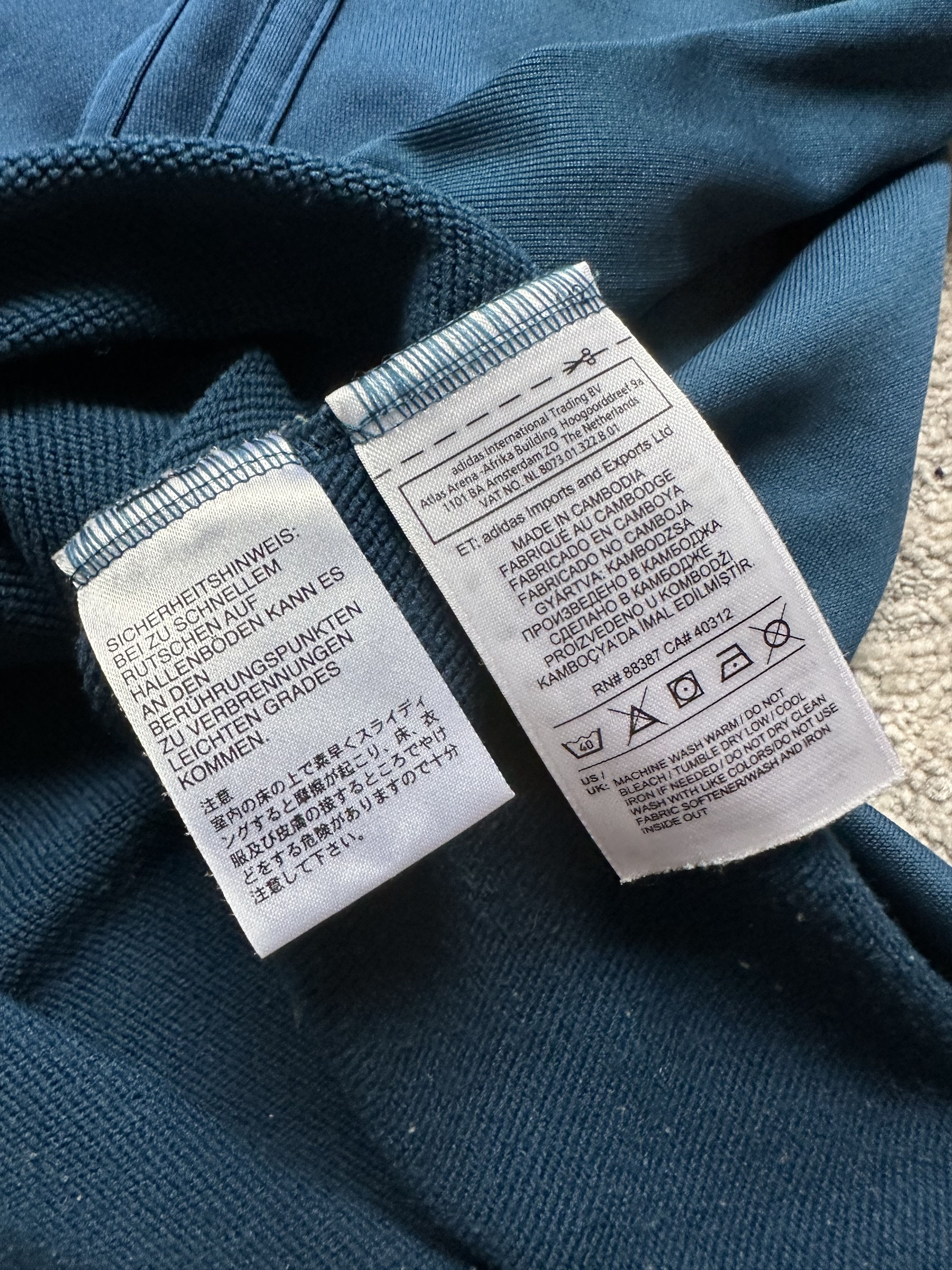 Adidas Adidas Juventus sweatshirt Size US XXL / EU 58 / 5 - 5 Thumbnail