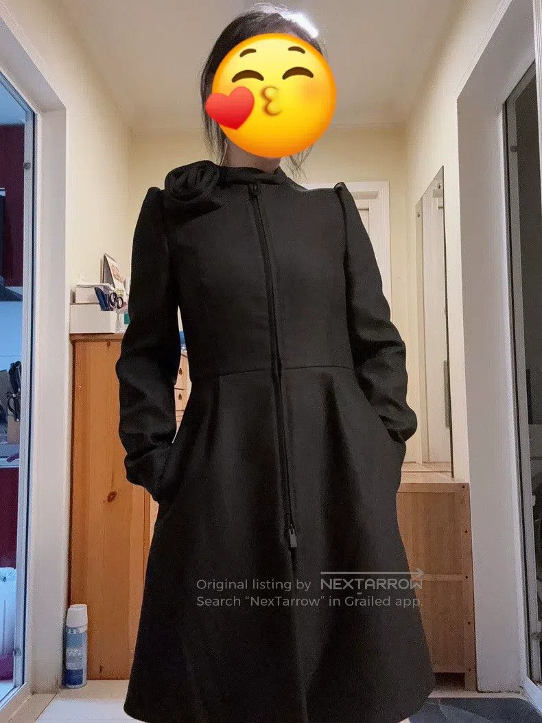 Valentino Valentino Wool coat jacket three-dimensional flower zipper Size S / US 4 / IT 40 - 2 Thumbnail