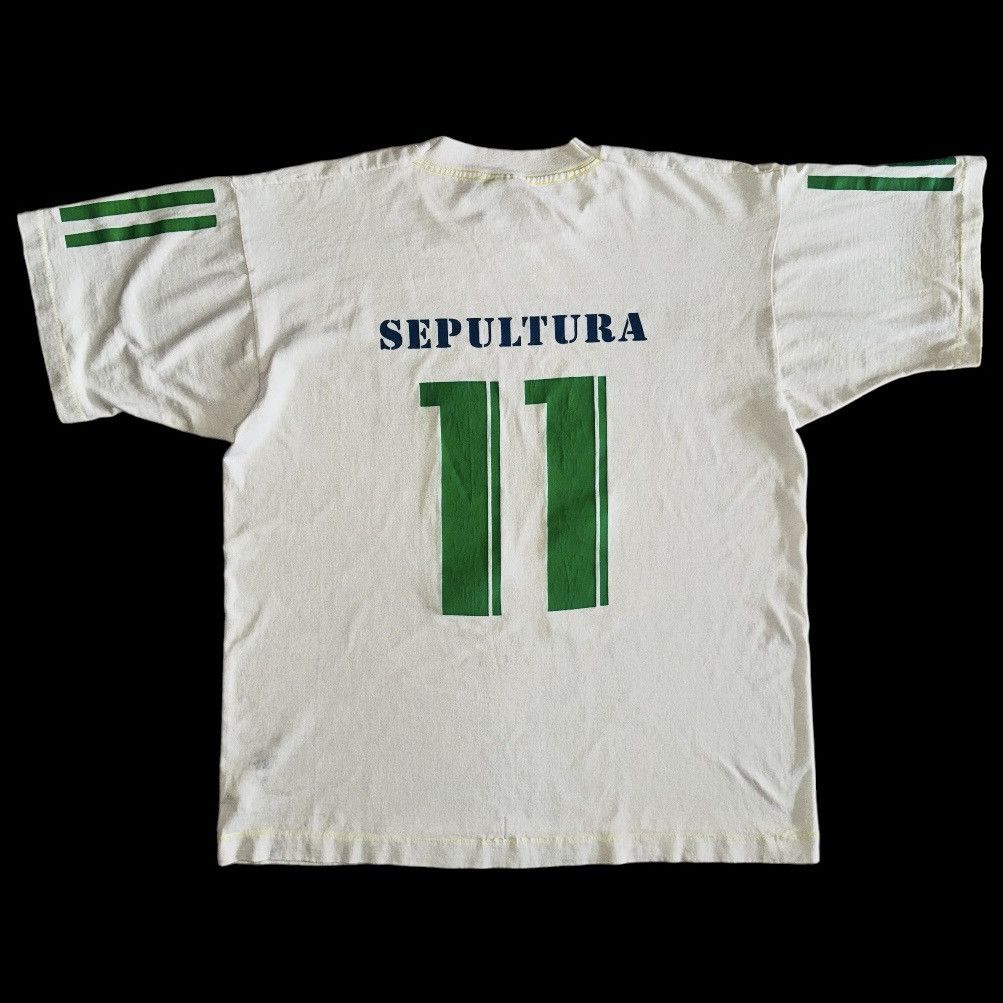 Band Tees × Vintage SEPULTURA Vintage 1996 Roots Brasil Tour Tees Size US L / EU 52-54 / 3 - 2 Thumbnail