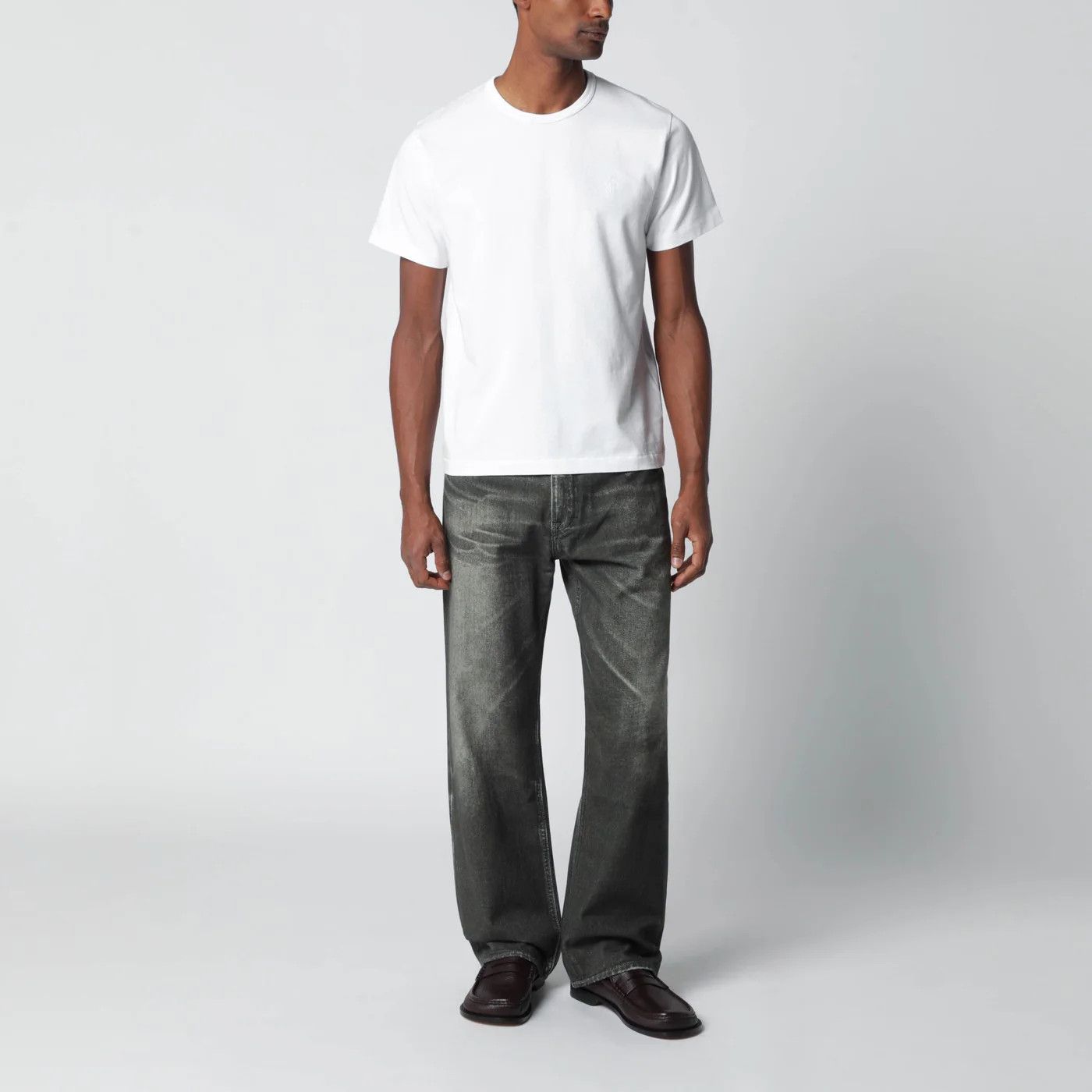 JW Anderson o1d2blof0526 Short Sleeve Cotton T-Shirt in White Size US S / EU 44-46 / 1 - 2 Thumbnail