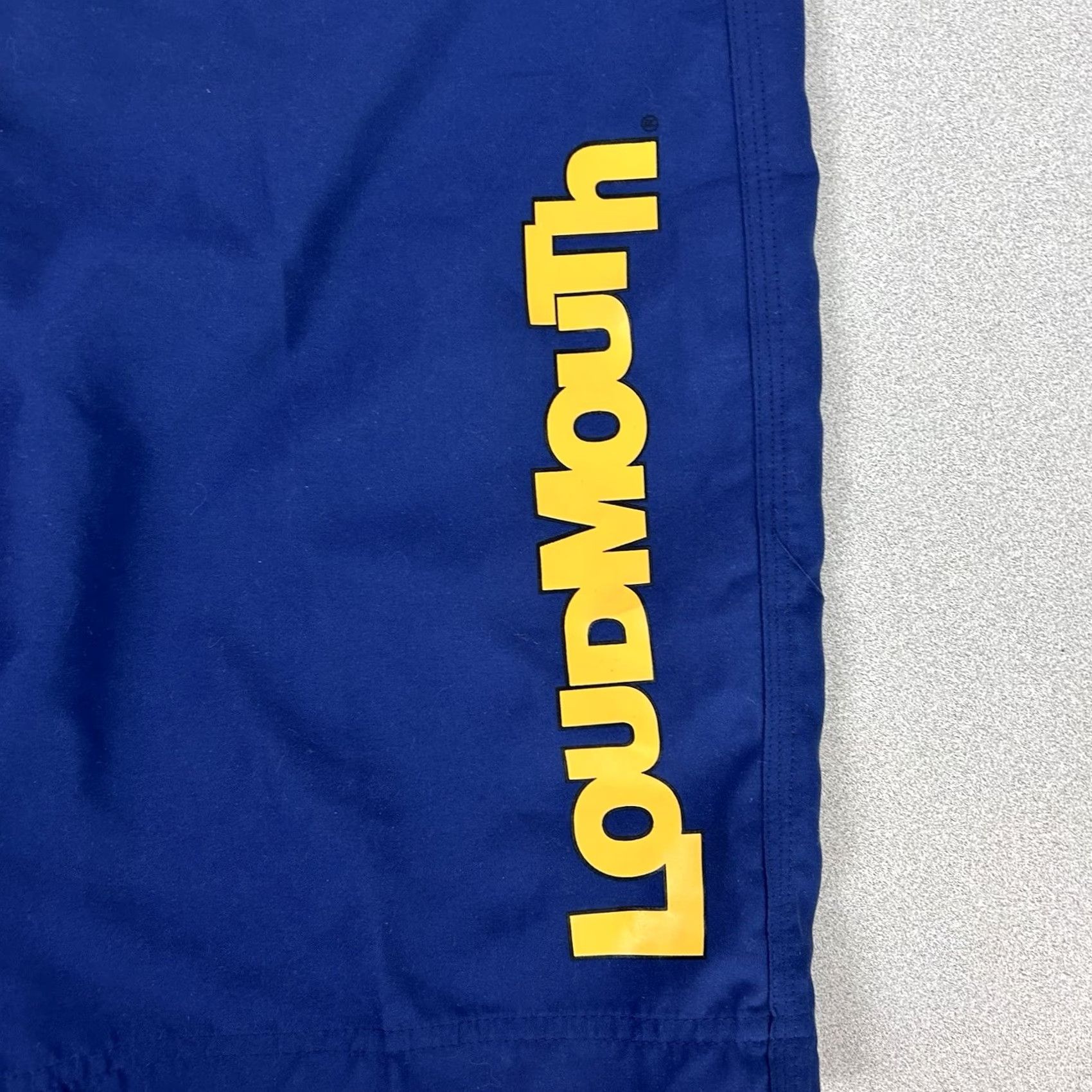 Vintage Loudmouth Board Shorts Men 32 X 11 Red White Blue Swim Trunks Size US 32 / EU 48 - 2 Thumbnail