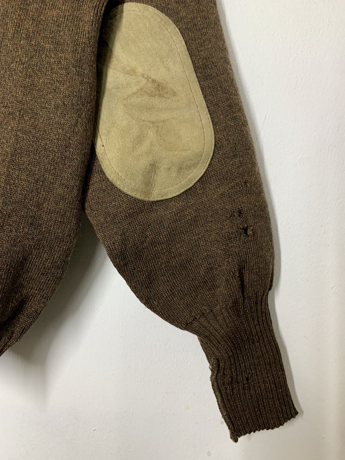 Burberry Prorsum Vintage Burberry’s Made In England Bullet Distress Knitted Size US M / EU 48-50 / 2 - 11 Thumbnail