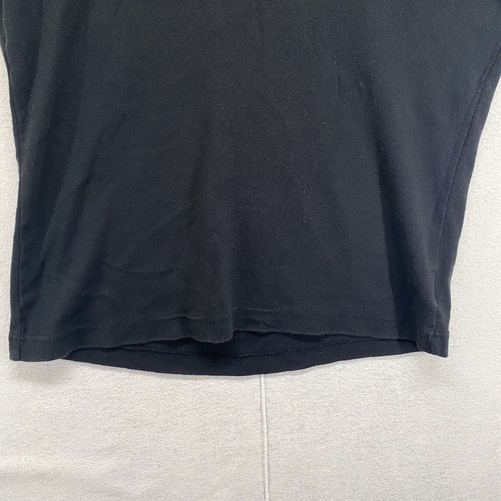 Eddie Bauer VINTAGE Eddie Bauer T-Shirt Men’s Medium Black Short Sleeve V-Neck Jersey Casual Classic Size US M / EU 48-50 / 2 - 4 Thumbnail