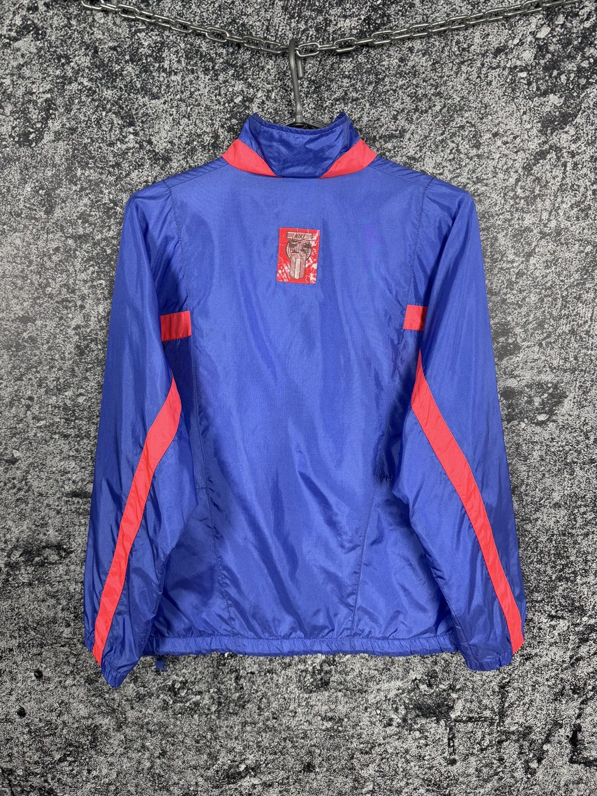 Nike Nike International Nylon Vintage Jacket Windbreaker Size S Size US S / EU 44-46 / 1 - 10 Thumbnail