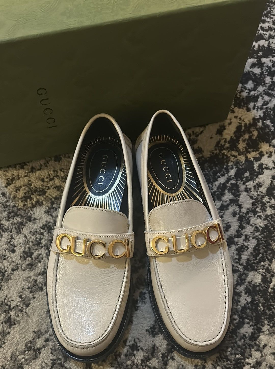 Gucci Gucci Logo Plaque Moccasin Leather Loafers Size US 9 / IT 39 - 5 Thumbnail