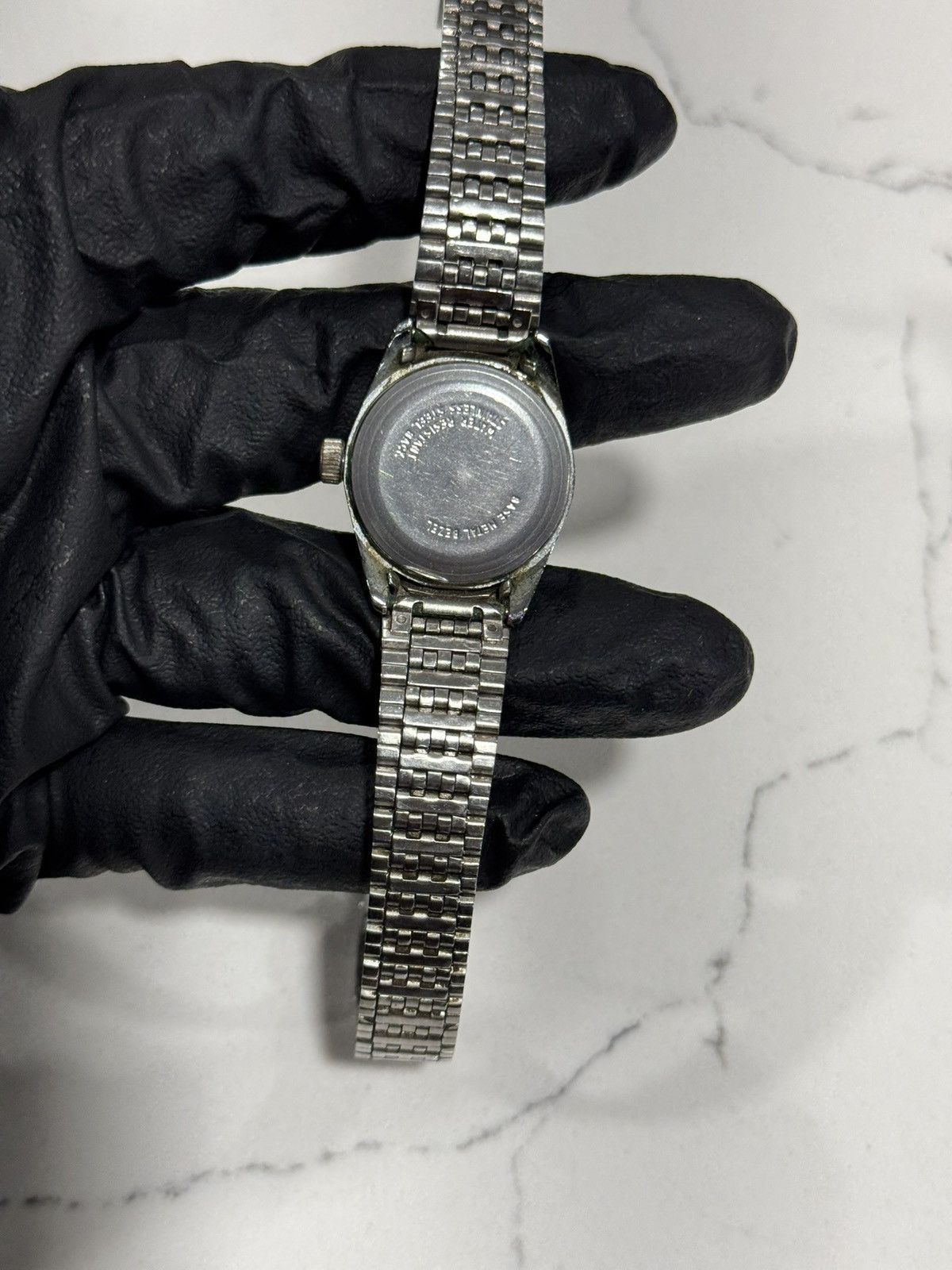 Timex Manual wind Timex w/ fluted bezel & stainless steel bracelet Size ONE SIZE - 21 Thumbnail