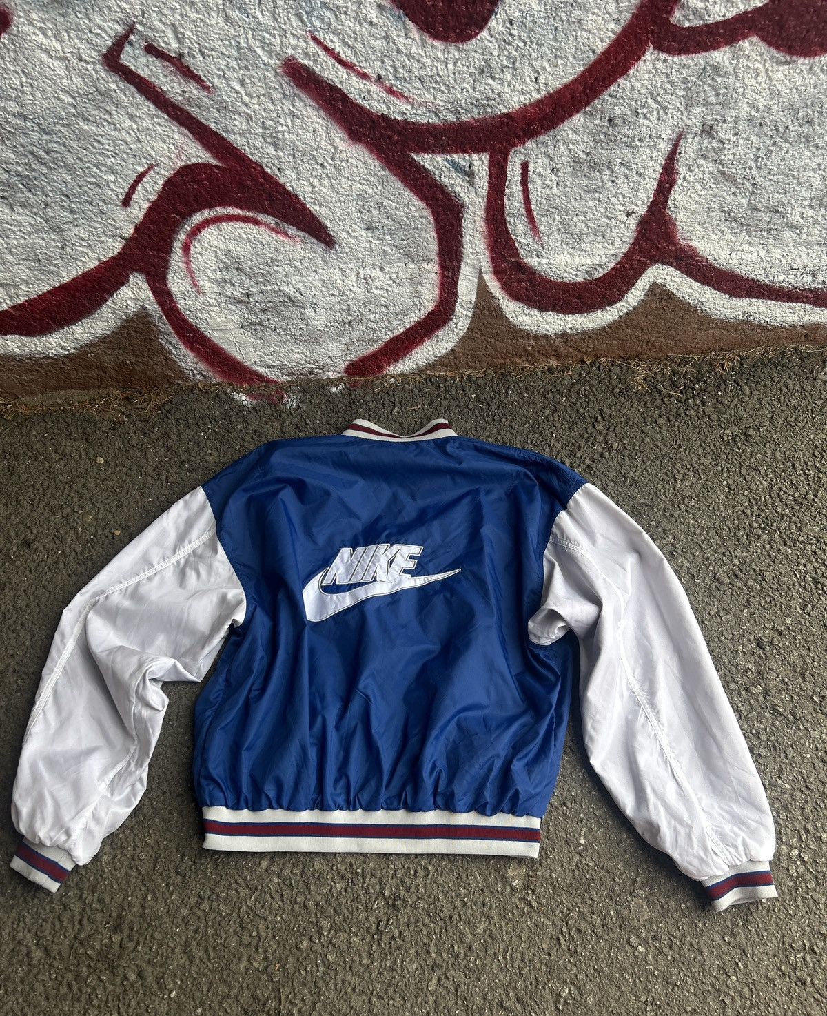 Nike Nike reversible bomber jacket big swoosh logo Size US XL / EU 56 / 4 - 3 Thumbnail