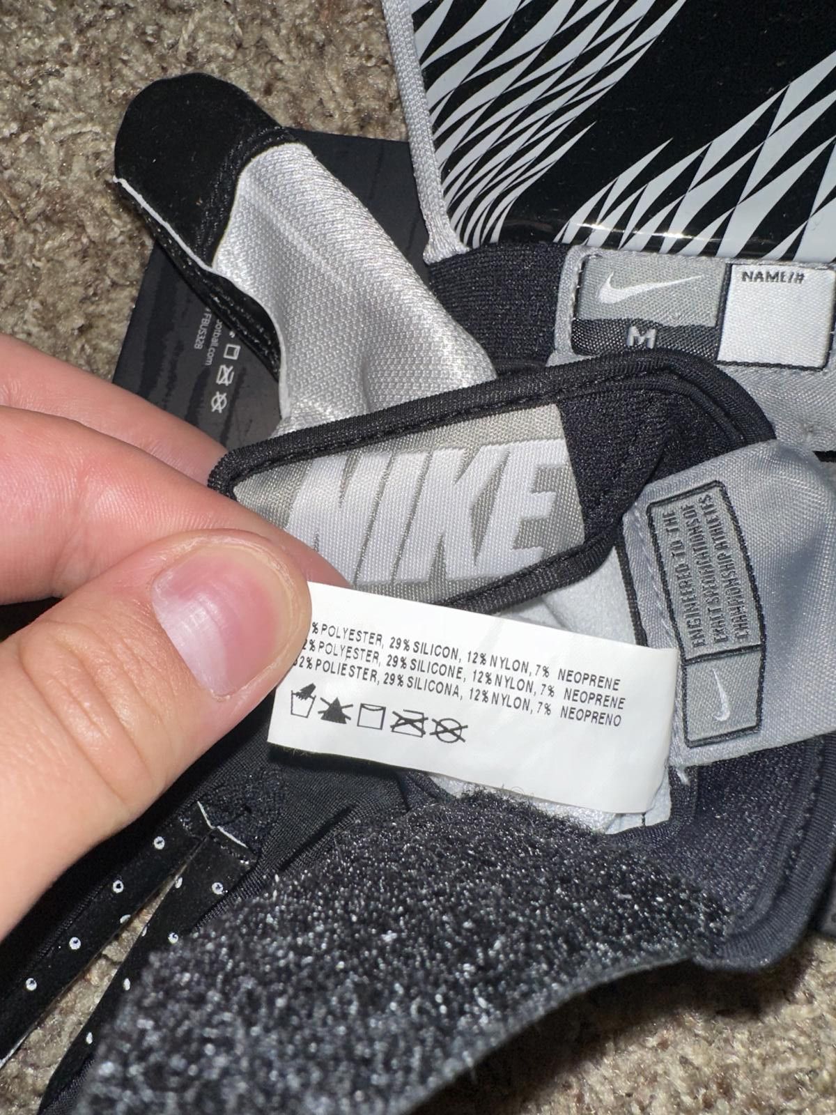 Nike Nike Boys Youth VaporJet Magnigrip Football Receiver Gloves Size ONE SIZE - 10 Thumbnail