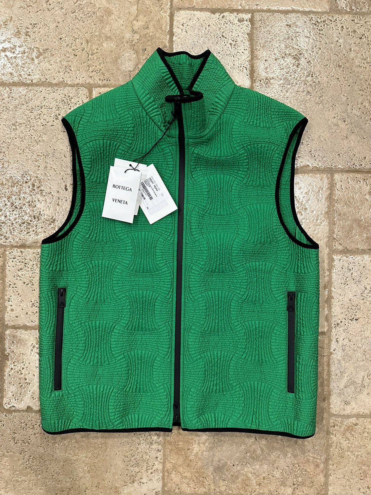 Bottega Veneta Bottega Veneta Green Inrecciato Padded Shell Gilet Vest Size US S / EU 44-46 / 1 - 1 Thumbnail