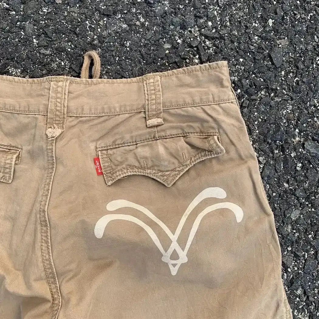 Levi's Vintage Clothing Levi’s Utility Faded Tactical Cargo Levis Easy Pants Size US 30 / EU 46 - 12 Thumbnail