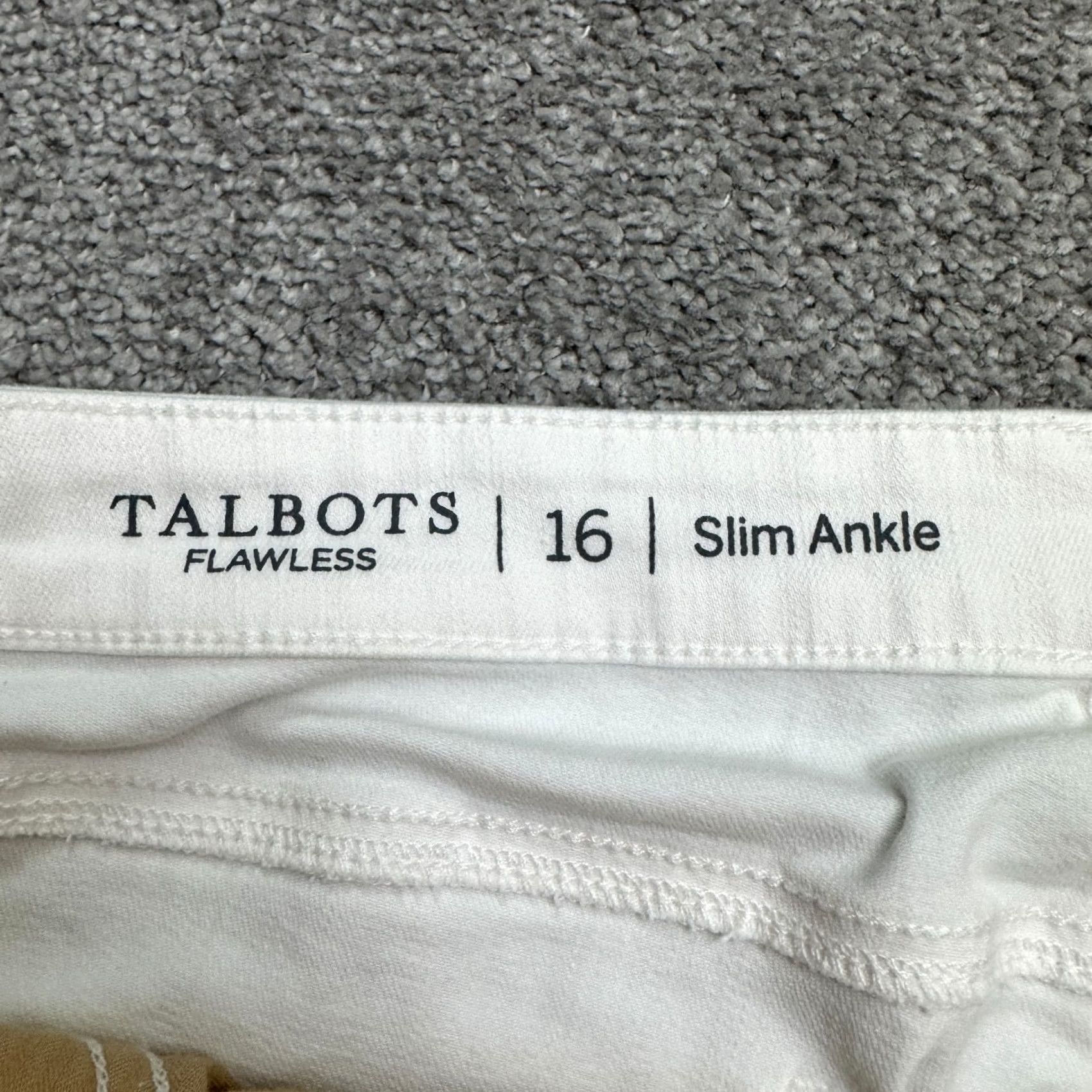 Talbots Talbots Flawless Slim Ankle Denim Jeans Womens 16 White Mid Rise Casual Stretch Shirt? Size 38" / US 16 / IT 52 - 7 Thumbnail