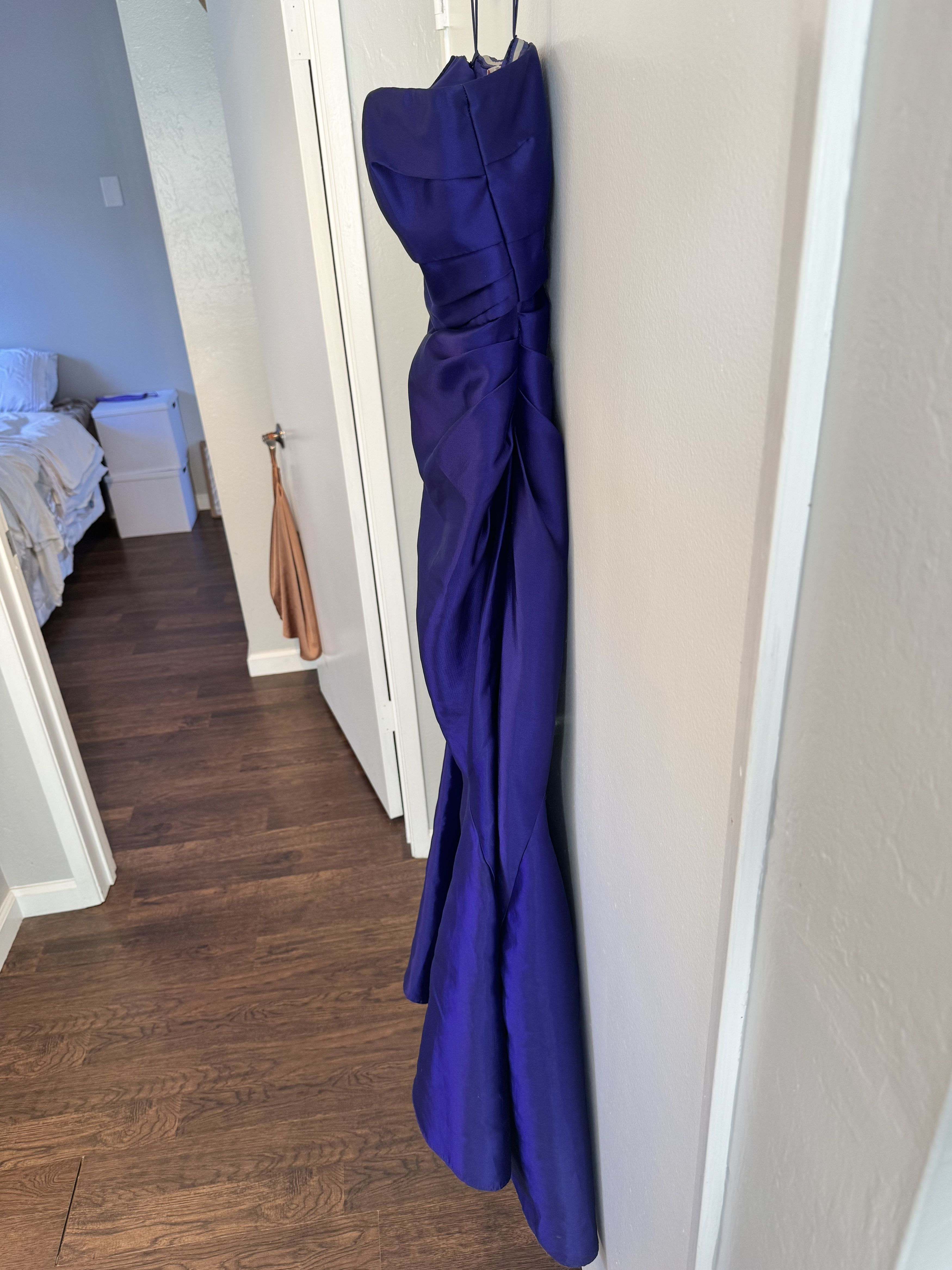Badgley Mischka Strapless Evening Gown - Badgley Mischka Size S / US 4 / IT 40 - 4 Thumbnail