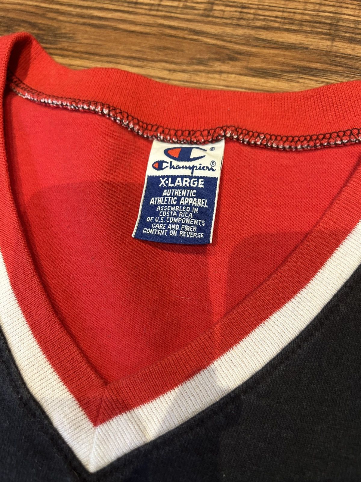 Champion Chicago Bulls 90’s Vintage Champion Official Warmup Shirt Size US XL / EU 56 / 4 - 2 Thumbnail
