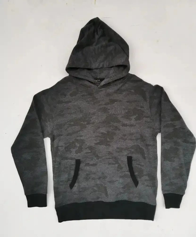 Japanese Brand Rare!!! Confirm Brightness Camo Big Logo Hoodie Sweatshirt Size US M / EU 48-50 / 2 - 1 Thumbnail