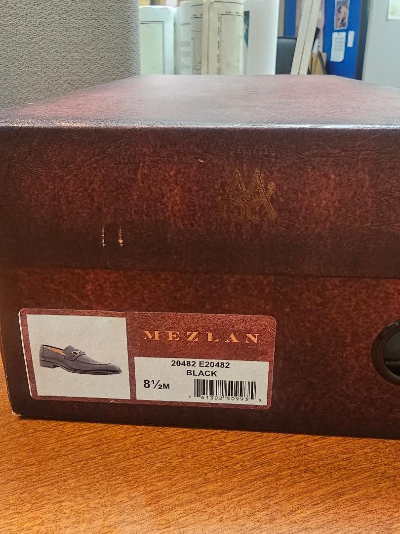 Mezlan Bit Ornament Leather Loafer (Men) Size US 8.5 / EU 41-42 - 6 Thumbnail