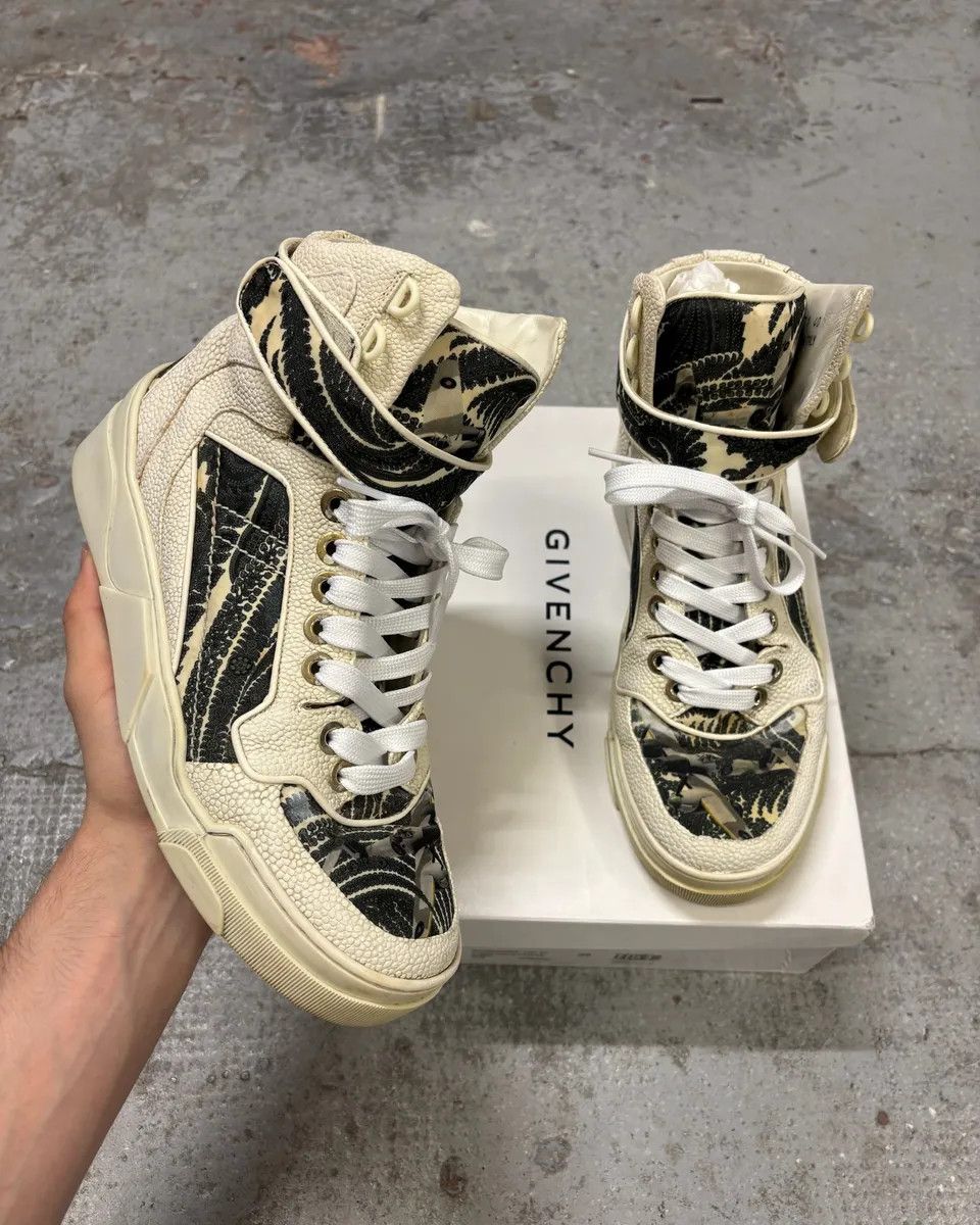Givenchy 2013 Givenchy Tyson Palm High White Leather Sneakers Size US 7 / EU 40 - 1 Thumbnail