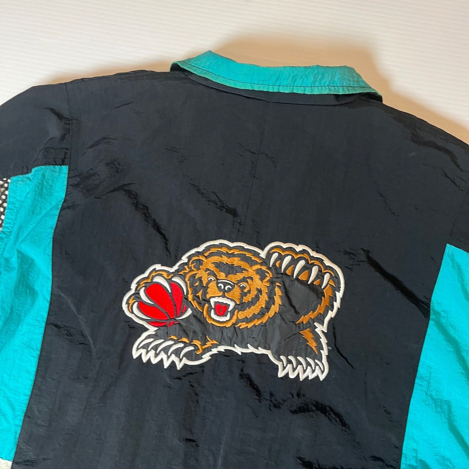 Champion 90s Champion Vancouver Grizzlies Light Jacket Women's XXL Size XXL / US 16-18 / IT 52-54 - 3 Thumbnail