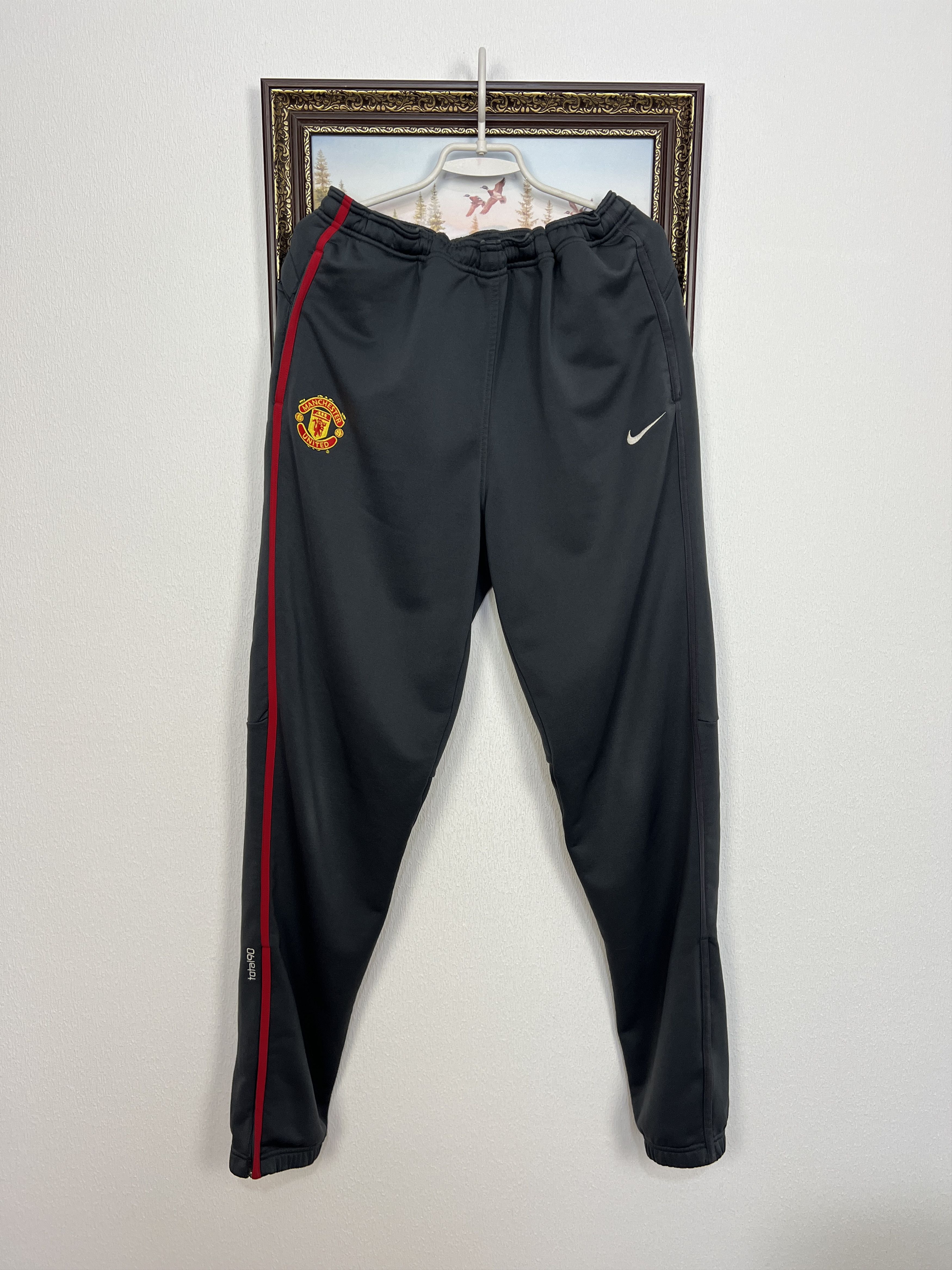 Nike Manchester United Football Pants Soccer Athletic Sweatpants Size US 36 / EU 52 - 1 Thumbnail