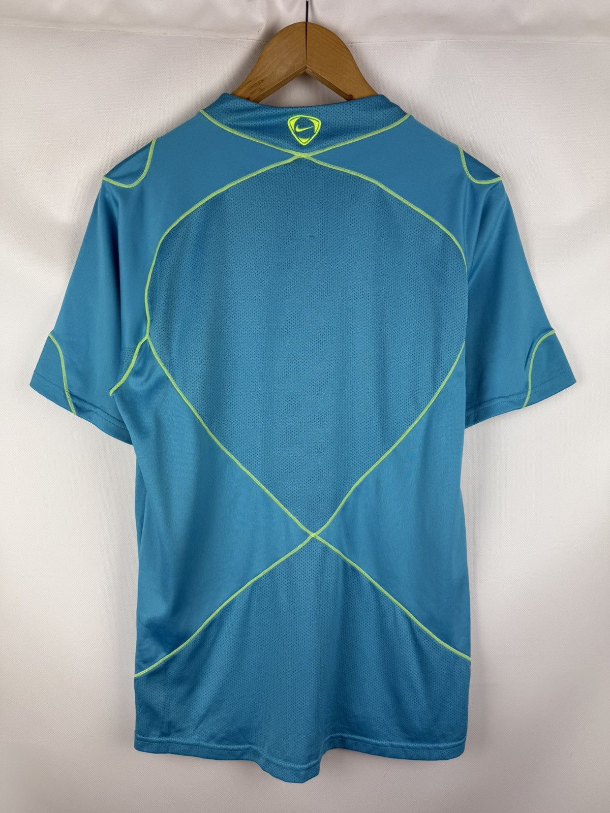 Nike Nike FC Barcelona 2007-08 Training Soccer Jersey Shirt Size US M / EU 48-50 / 2 - 17 Thumbnail