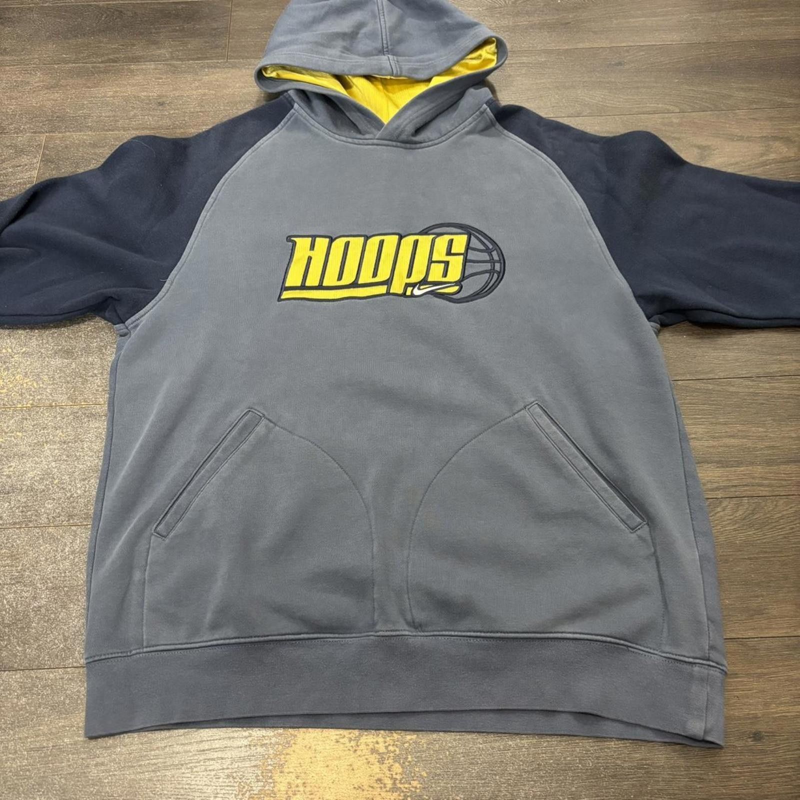 Nike Vintage Nike hoops hoodie 00s Youth XL Size US M / EU 48-50 / 2 - 4 Thumbnail