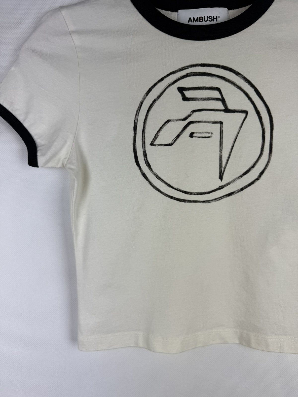 Ambush Design Ambush Hand Drawn Emblem Baby Tee Short Sleeve T Shirt Size XS / US 0-2 / IT 36-38 - 7 Thumbnail