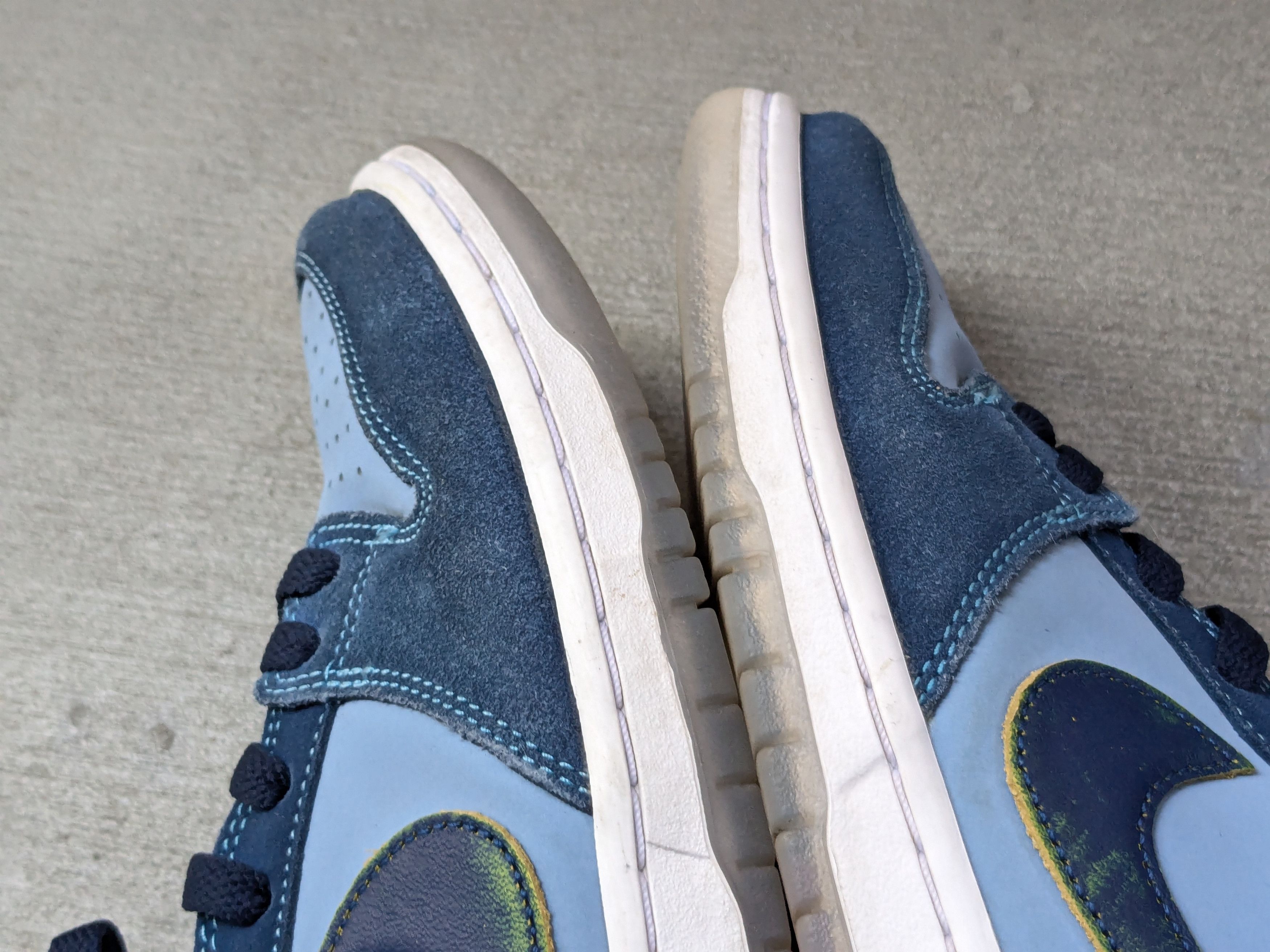 Nike Nike SB Dunk Low Pro Why So Sad? Blue Suede DX5549-400 Size US 8 / EU 41 - 9 Thumbnail