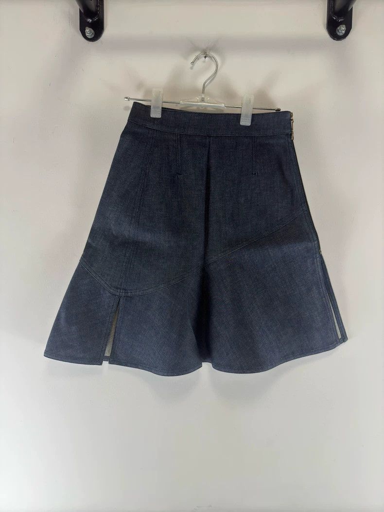 Louis Vuitton Louis Vuitton Denim Skirt 2503-Nextarrow Size 37" - 1 Thumbnail