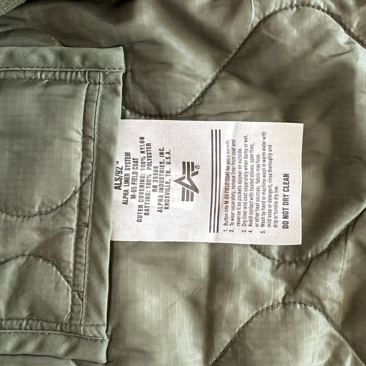 Alpha Industries × CDG by Comme des Garcons Vintage 00s CDG Alpha Industries Quilted Liner Jacket Size US L / EU 52-54 / 3 - 9 Thumbnail
