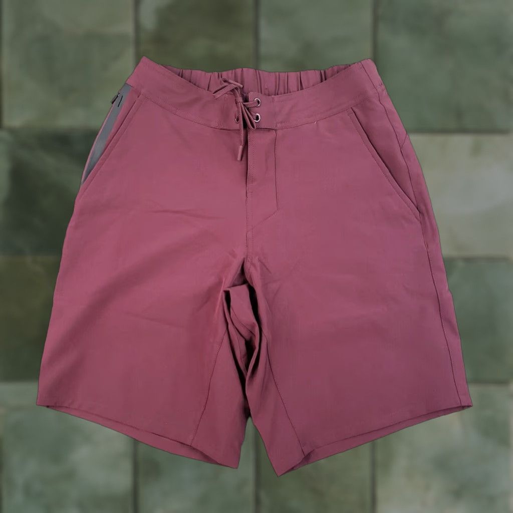 Ten Thousand Ten Thousand Foundation Shorts Mens XS Red 9 in Inseam Gym Running Stretch Pockets Athletic Lightweight Breathable Drawstring Size US 27 - 1 Thumbnail