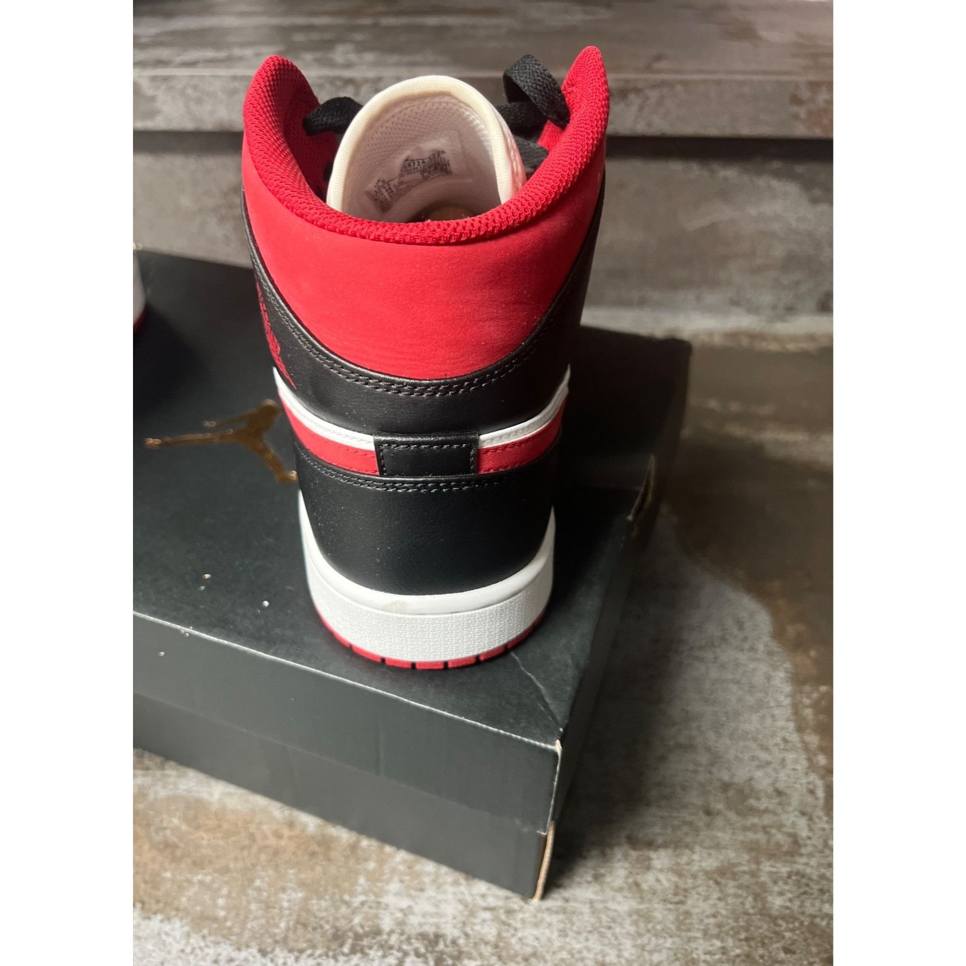 Nike Jordan 1 Mid Gym Red Black White Used Size 10.5- 554724-122 Size US 10.5 / EU 43-44 - 9 Thumbnail