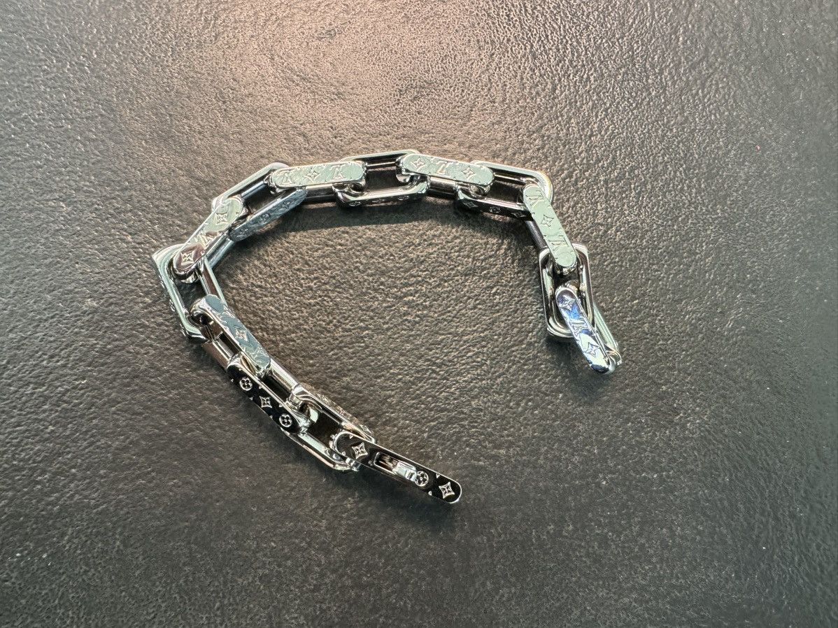 Louis Vuitton Louis Vuitton Monogram Chain Bracelet Size ONE SIZE - 10 Thumbnail