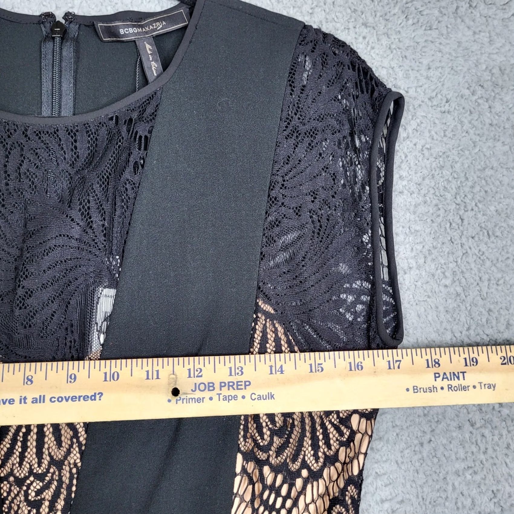 Bcbgmaxazria BCBGMAXAZRIA Jumpsuit One-Piece Black Women's Size 6 NEW V-Neck Short Sleeve Floral Romper Size 28" / US 6 / IT 42 - 5 Thumbnail