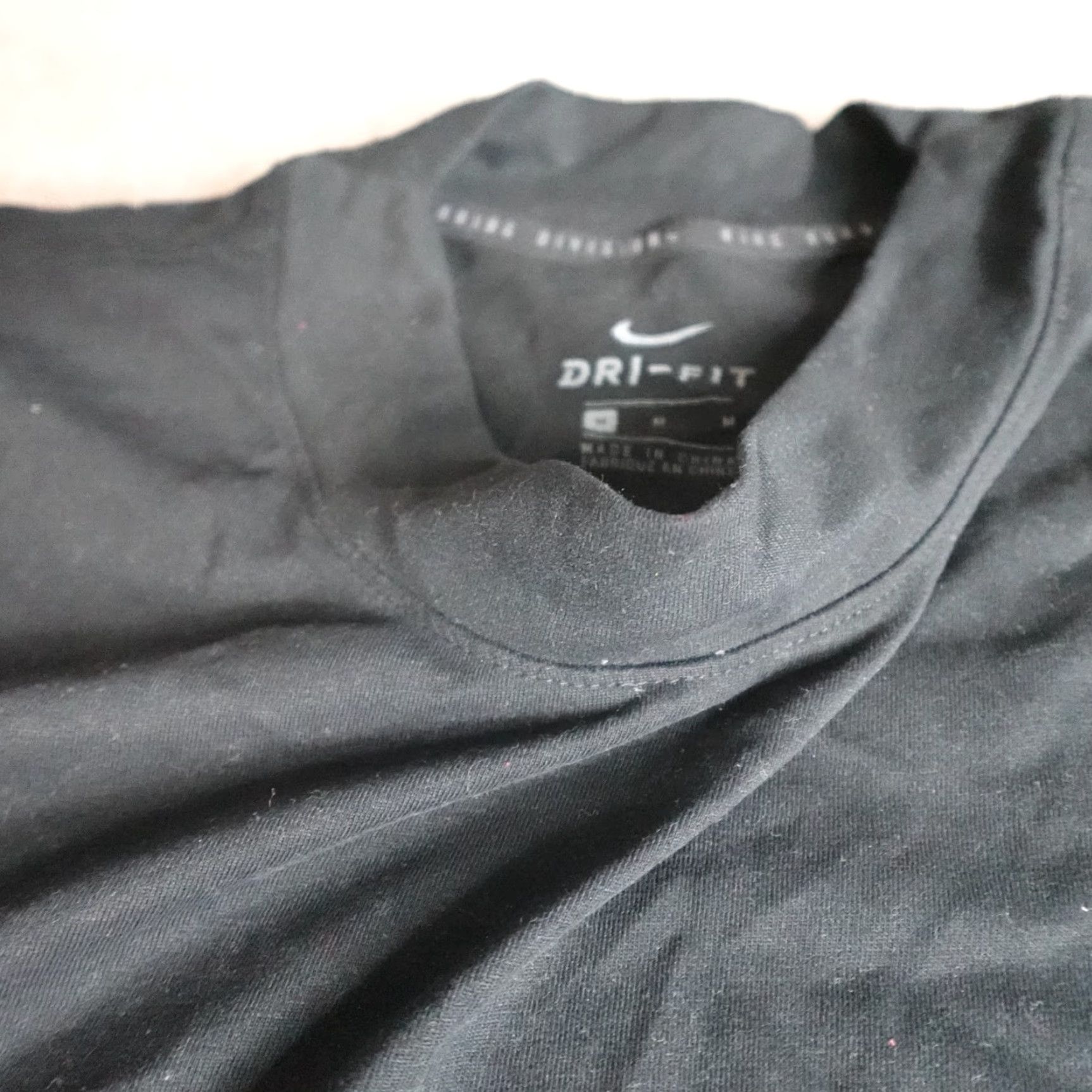 Nike VINTAGE Nike Mens Shirt M Black Long Sleeve Nike Dri-Fit Size US M / EU 48-50 / 2 - 7 Thumbnail