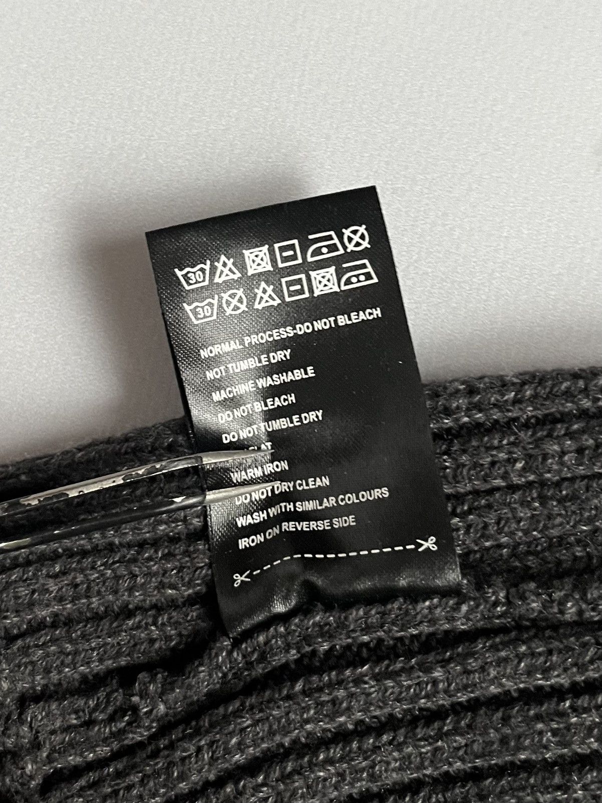 Dirk Bikkembergs × Japanese Brand Dirk Bikkembergs Men Grey Beanie Cotton Wool Hat Size ONE SIZE - 10 Thumbnail