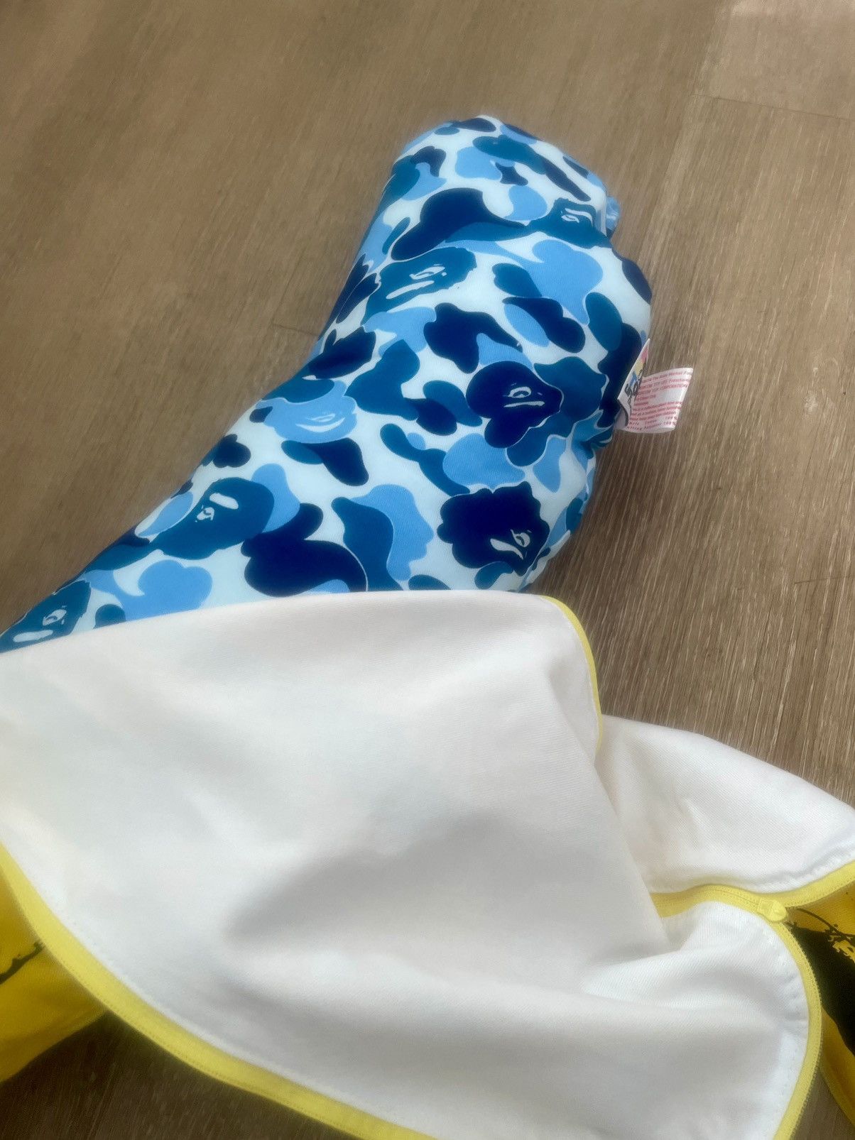 Andy Warhol × Bape × Medicom Toy MEDICOM TOY x ANDY WARHOL x BAPE ABC BANANA ZIPCUSHION SMALL Size ONE SIZE - 6 Thumbnail