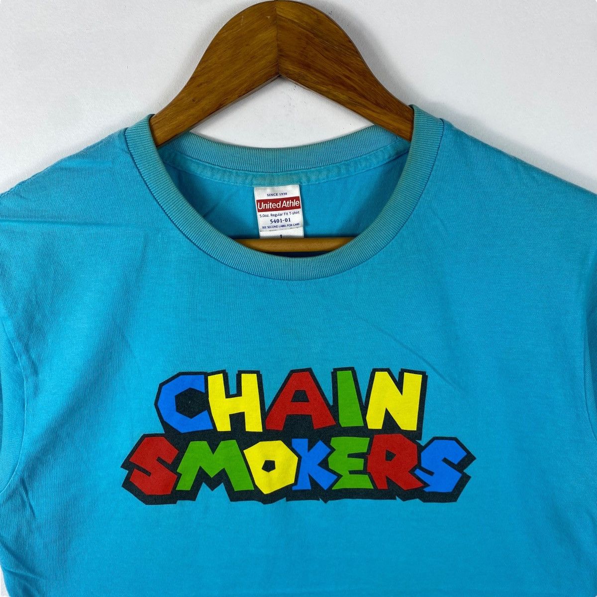 Band Tees CHAINSMOKERS American Edm-Pop Duo Mario Style Graphic Tee Size US L / EU 52-54 / 3 - 2 Thumbnail