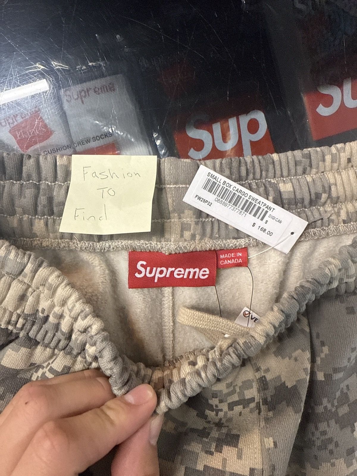 Supreme Supreme Small Box Cargo Sweatpants (FW25) Size US 30 / EU 46 - 5 Thumbnail