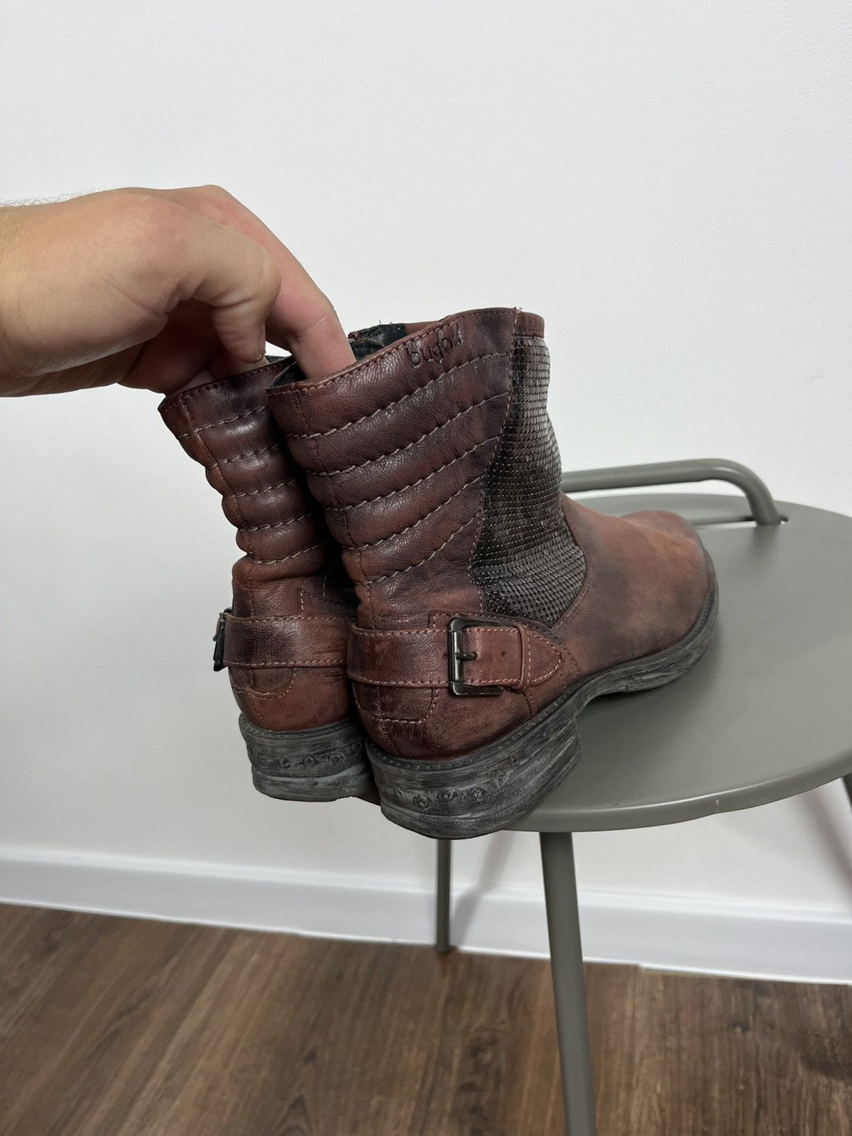 Bugatti Bugatti women’s distressed leather ankle boots size 39 Size US 8.5 / IT 38.5 - 7 Thumbnail