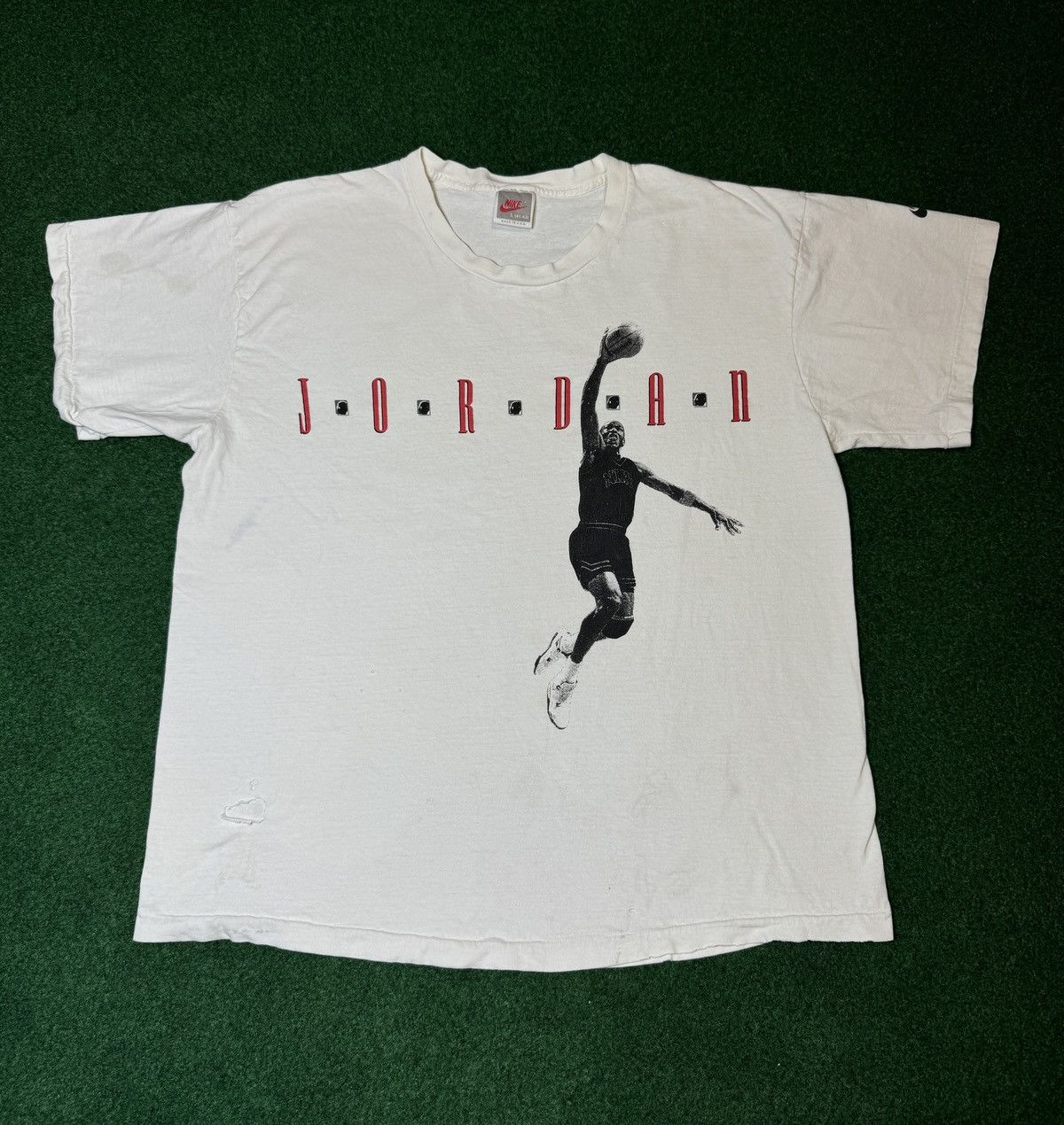 Jordan Brand × Nike × Vintage Vintage 80s 90s Nike Jordan Grey Tag ICONIC Graphic T Shirt Size US L / EU 52-54 / 3 - 1 Thumbnail