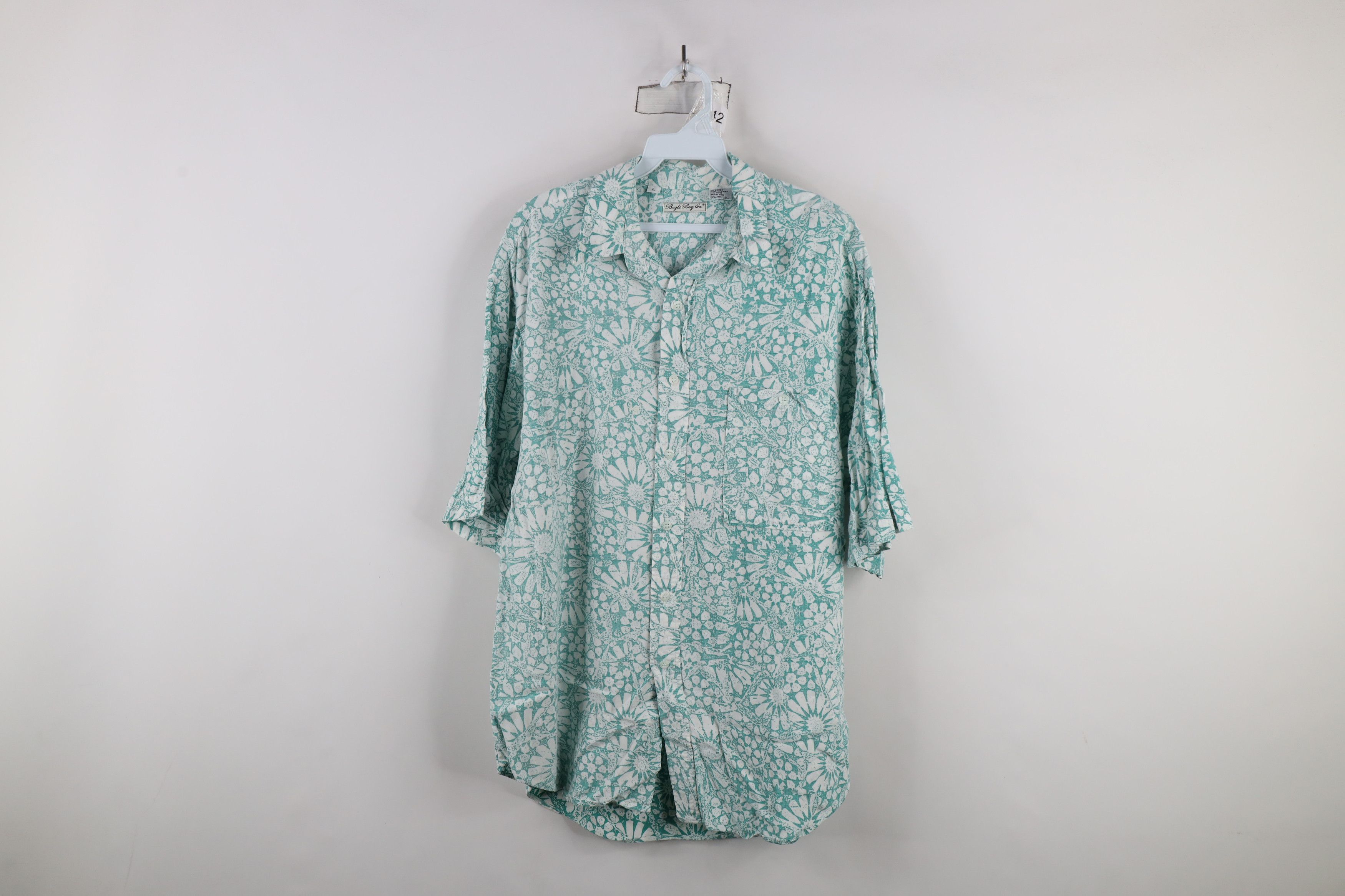 Vintage Vintage 90s Streetwear All Over Print Surfing Button Shirt Size US L / EU 52-54 / 3 - 1 Thumbnail