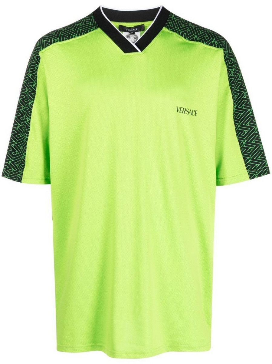 Versace VERSACE green & black La Greca nylon gym t-shirt Medium Size US M / EU 48-50 / 2 - 1 Thumbnail