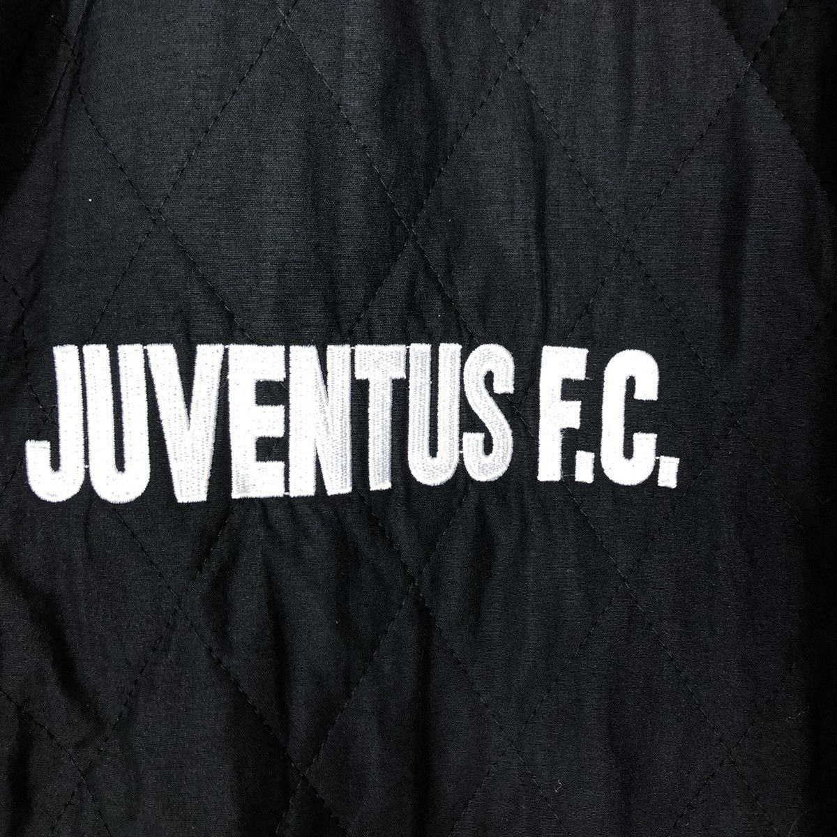 Japanese Brand 🔥Vtg 80’s Juventus FC Kappa Sports Big Logo Jacket Training Size US M / EU 48-50 / 2 - 16 Thumbnail