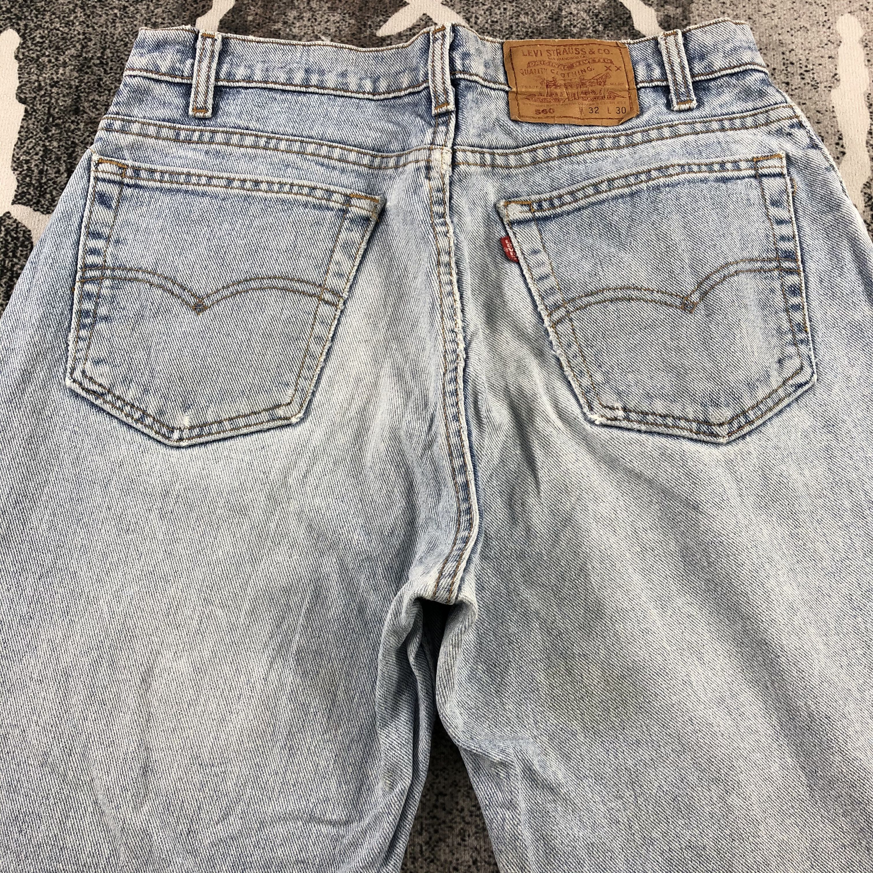 Levi's Vintage 90s Levis 560 Jeans Medium Wash Denim KJ930 Size US 32 / EU 48 - 4 Thumbnail
