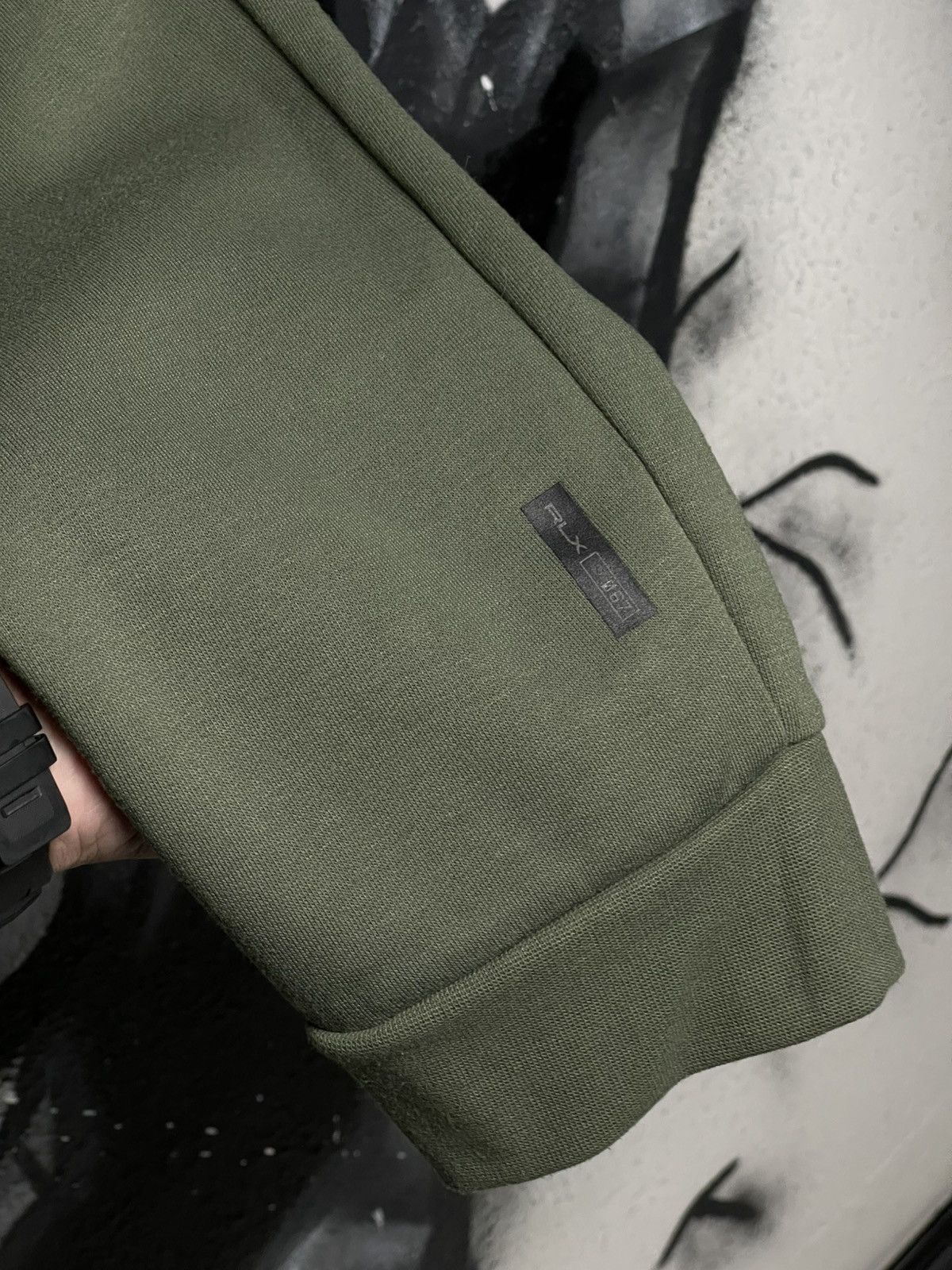 RLX Ralph Lauren RLX Ralph Lauren Olive Fleece Jogger Men’s Size M Size US 32 / EU 48 - 8 Thumbnail