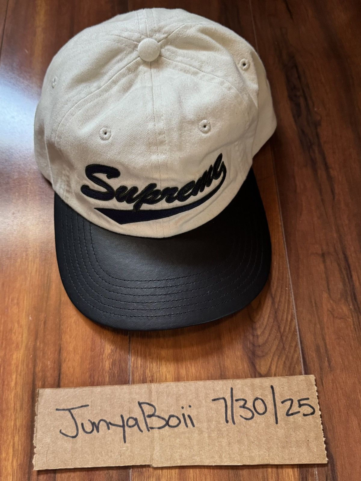 Supreme SUPREME LEATHER VISOR 6 PANEL HAT CAP WHITE SS21 Size ONE SIZE - 2 Thumbnail
