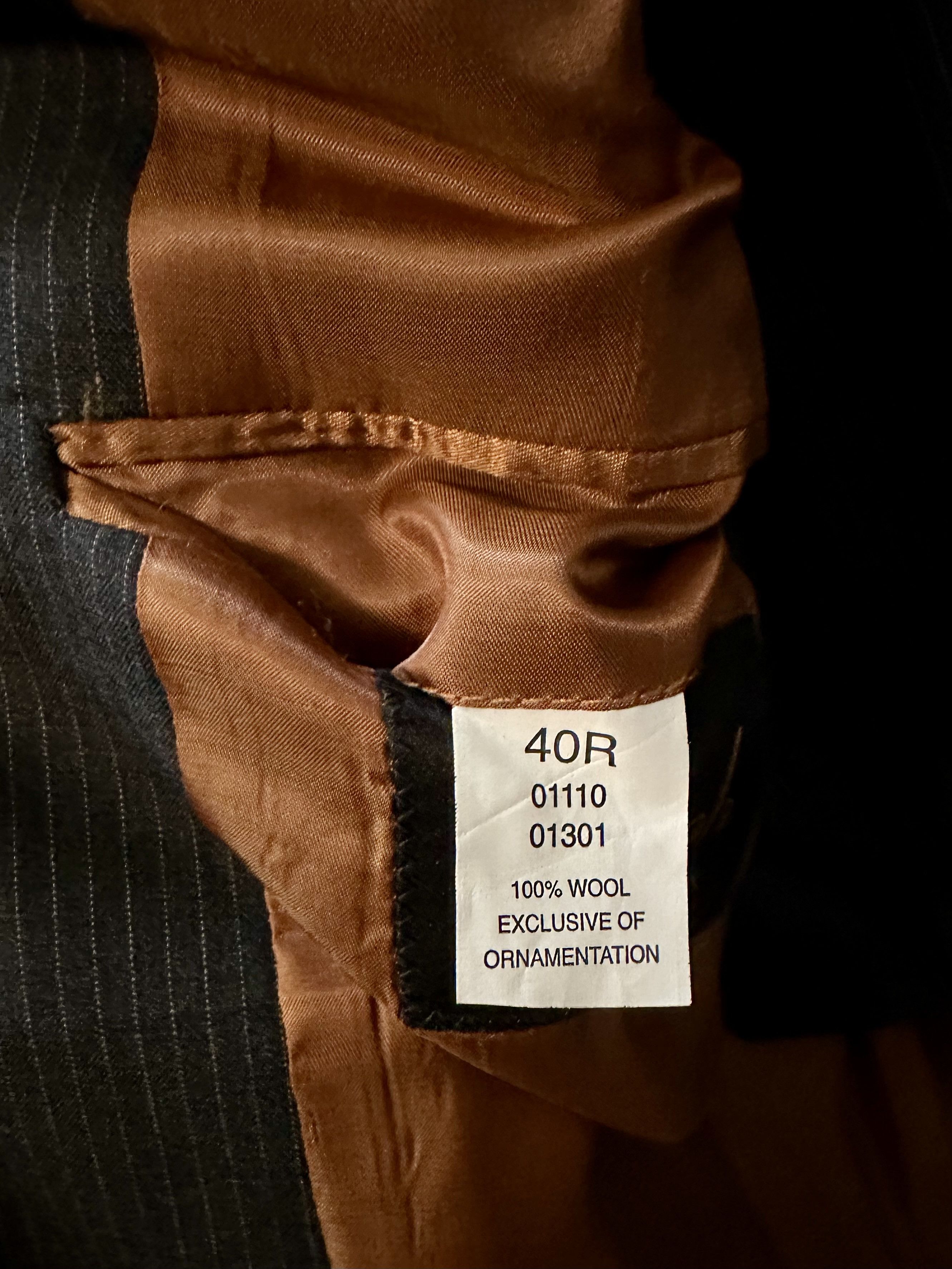 Jos. A. Bank JoS. A. Bank 100% Wool Slim 2 Piece Suit Size 40R - 4 Thumbnail