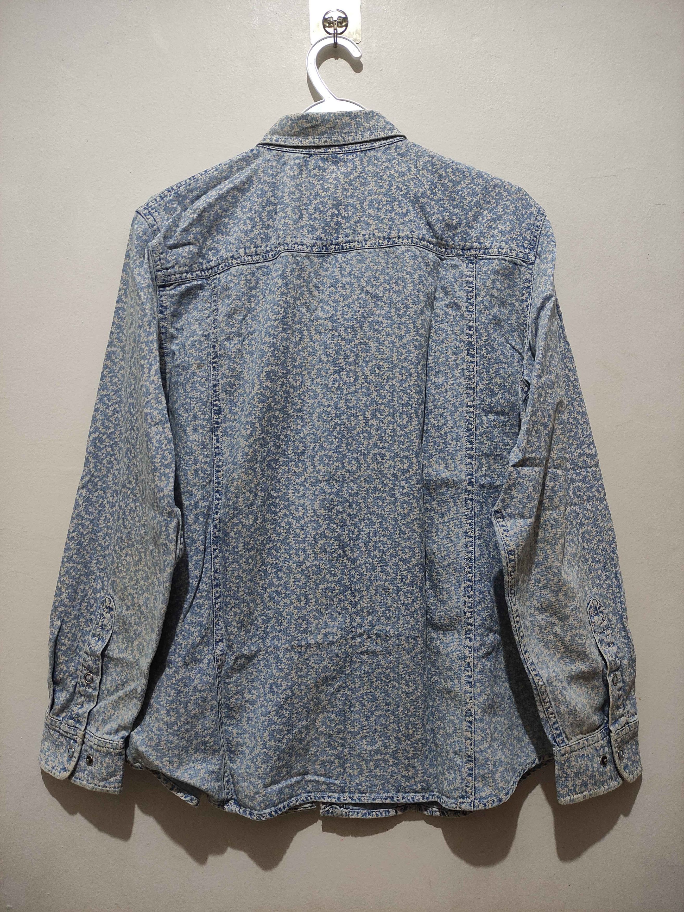 Ralph Lauren Y2k Ralph Lauren Blue Floral Denim Western Shirt Size S / US 4 / IT 40 - 2 Thumbnail