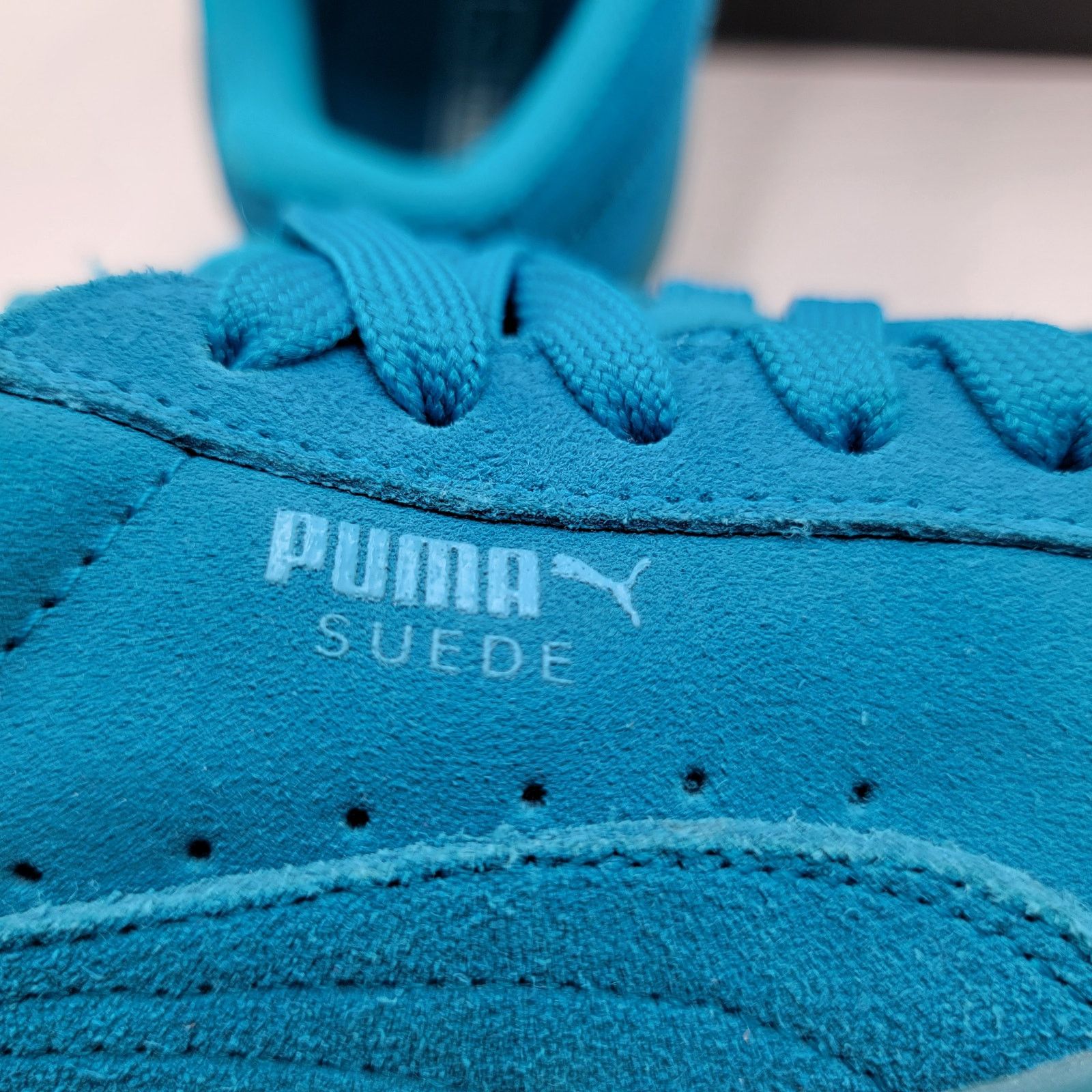 Puma Puma Suede Iced Fluo Jr 'Atomic Blue' Sz 7C 361936-02 (254) Size US 7 / IT 37 - 9 Thumbnail